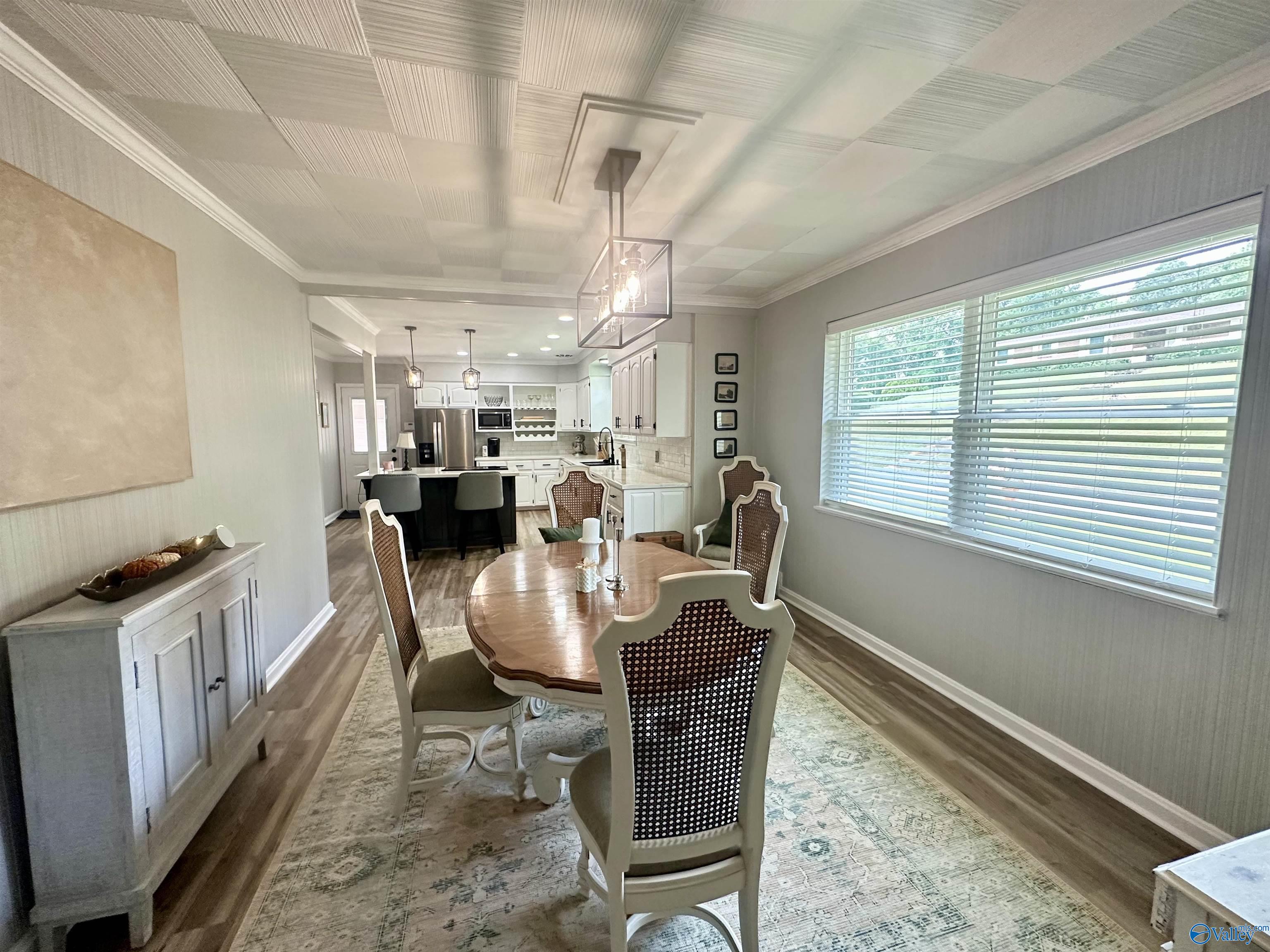 916 Edgewood Drive