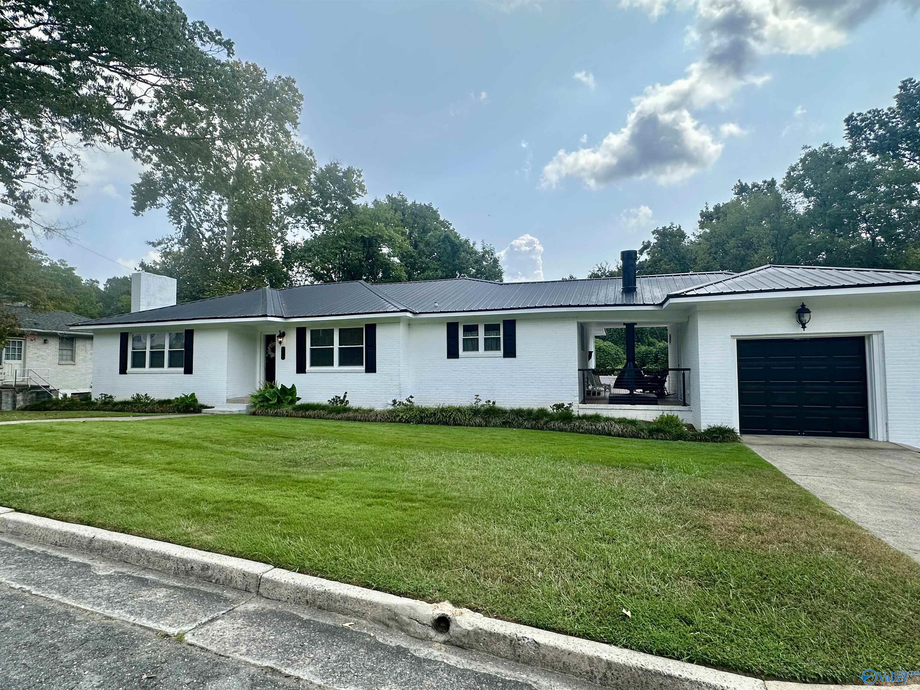 916 Edgewood Drive
