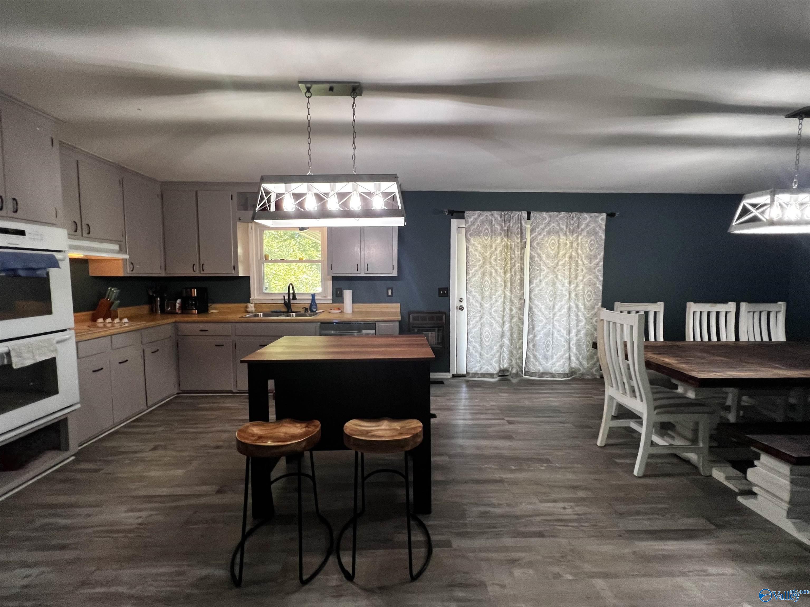 133 Argyle Lane, Gadsden