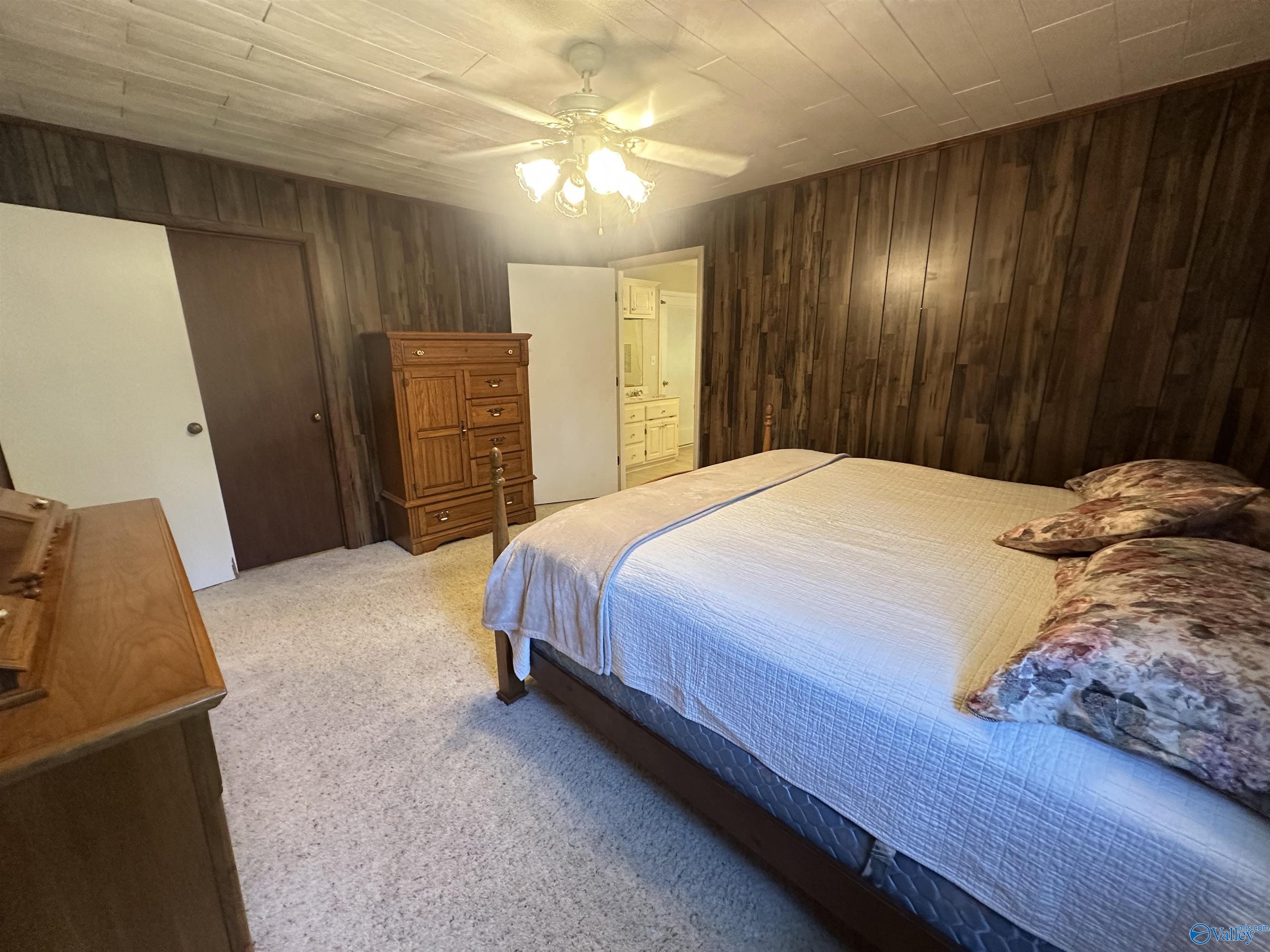 170 Satterfield Lane N