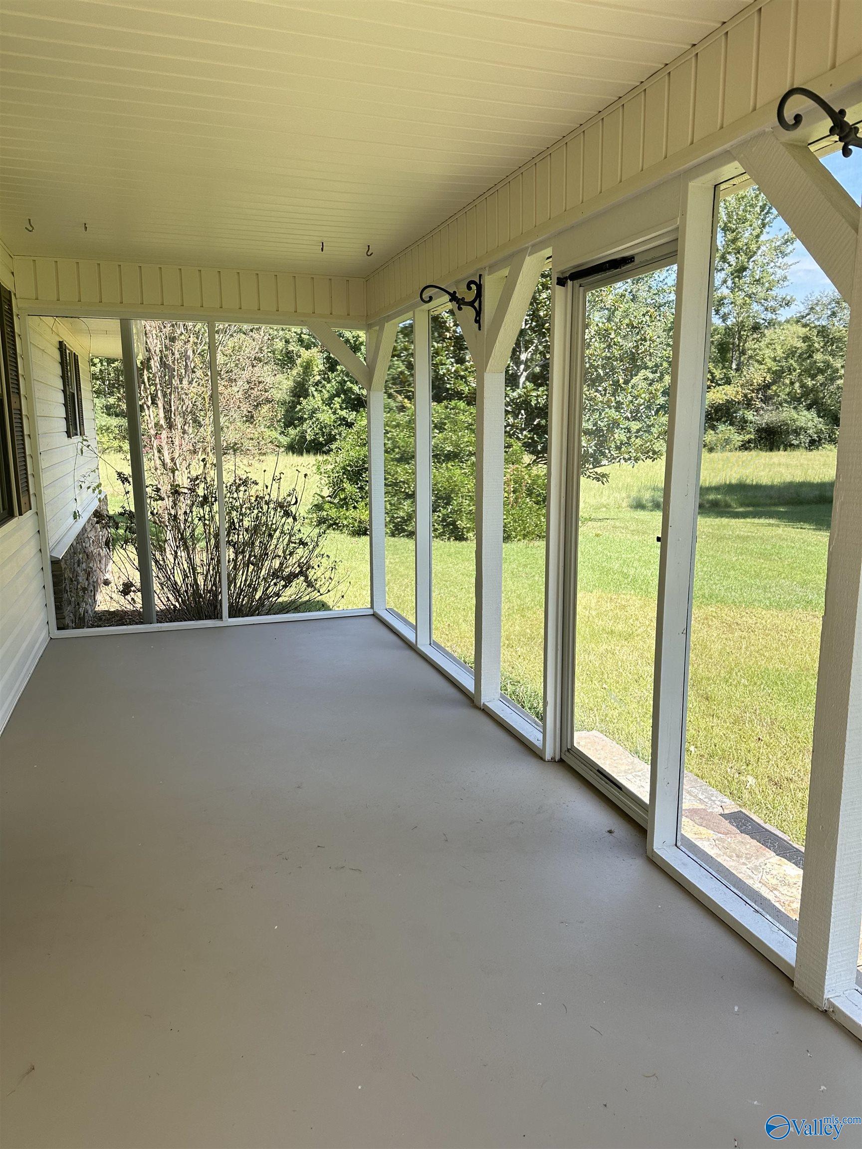 170 Satterfield Lane N