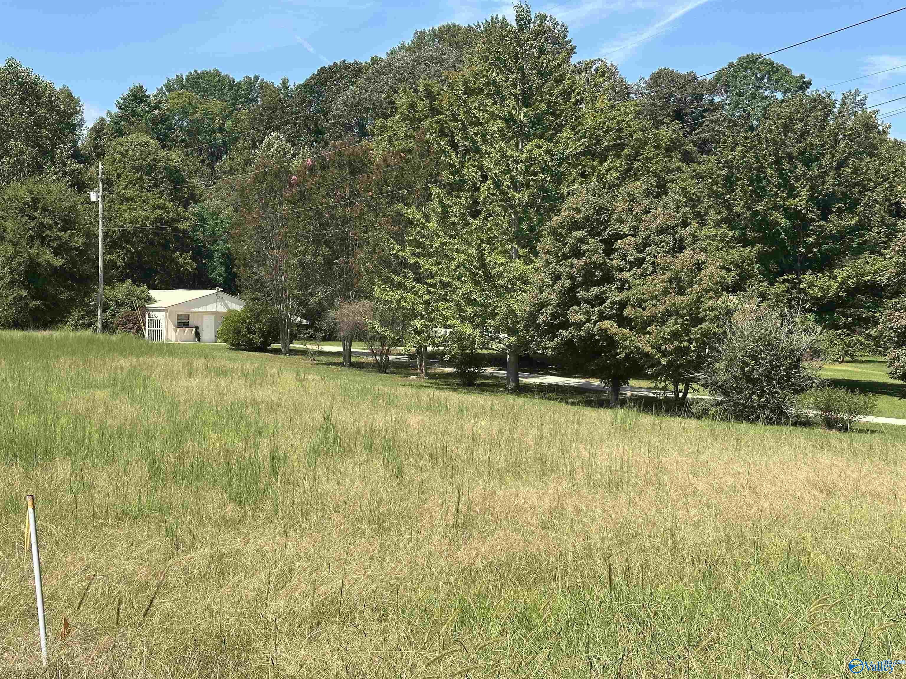 170 Satterfield Lane N