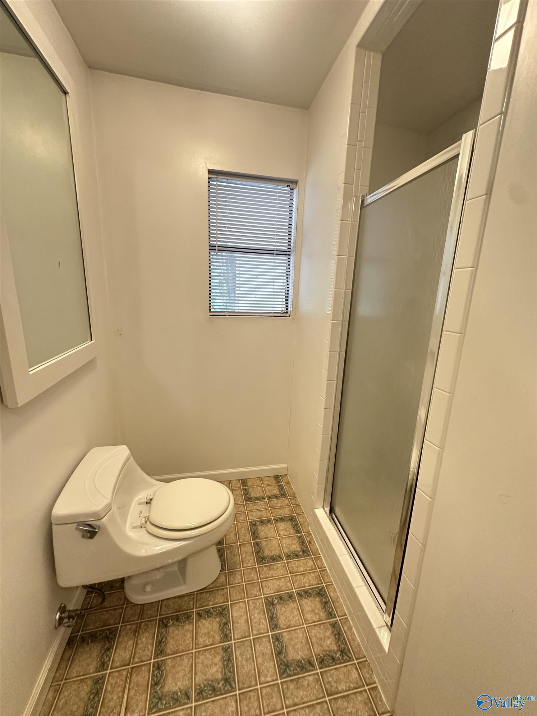 170 Satterfield Lane N