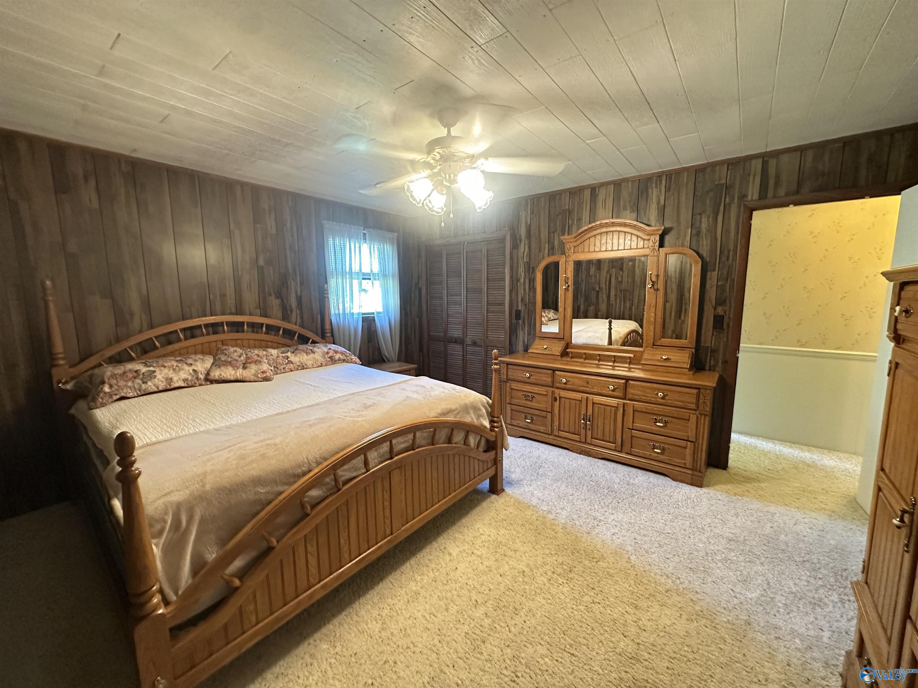 170 Satterfield Lane N