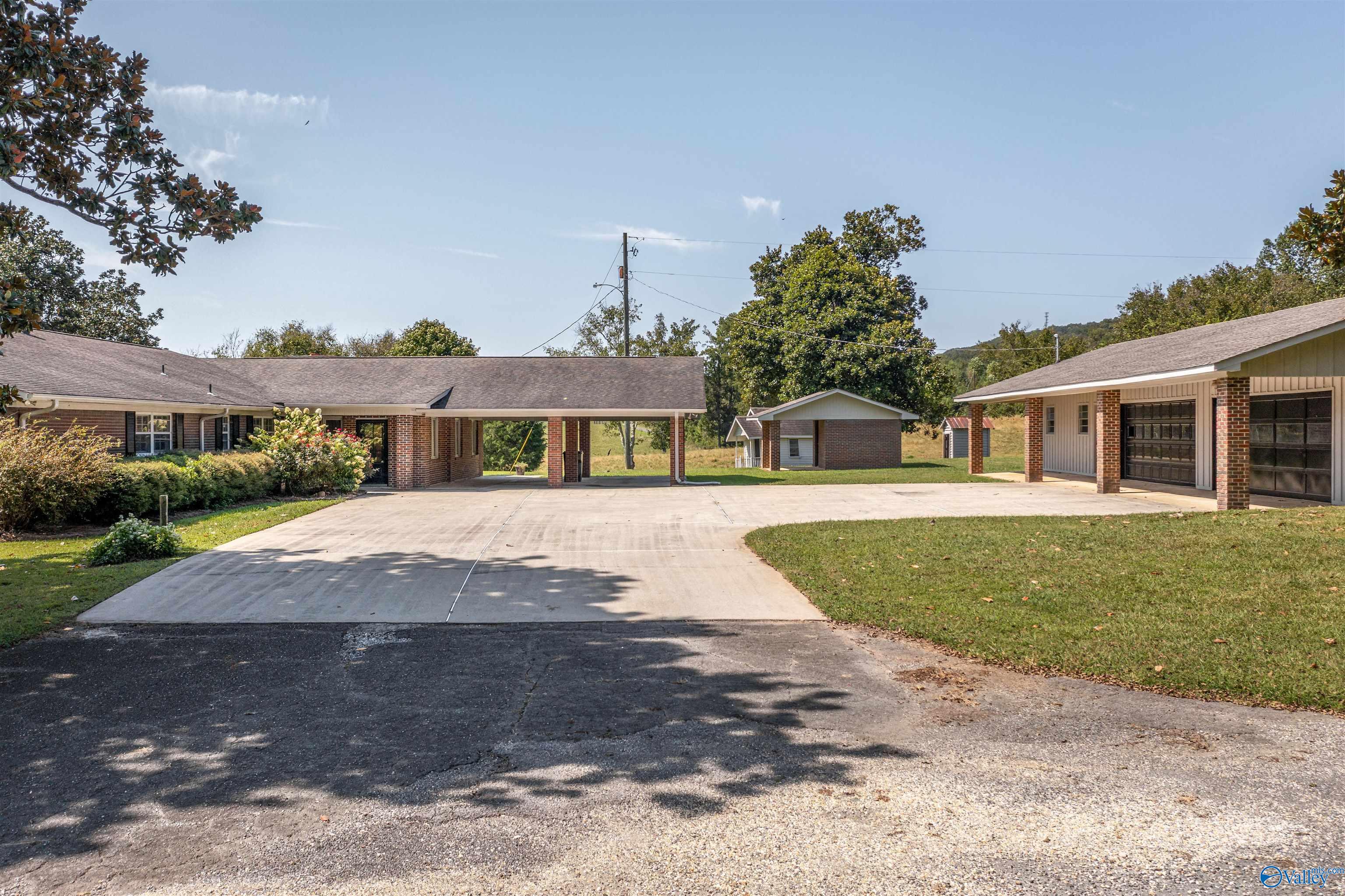 4294 US Highway 11 N