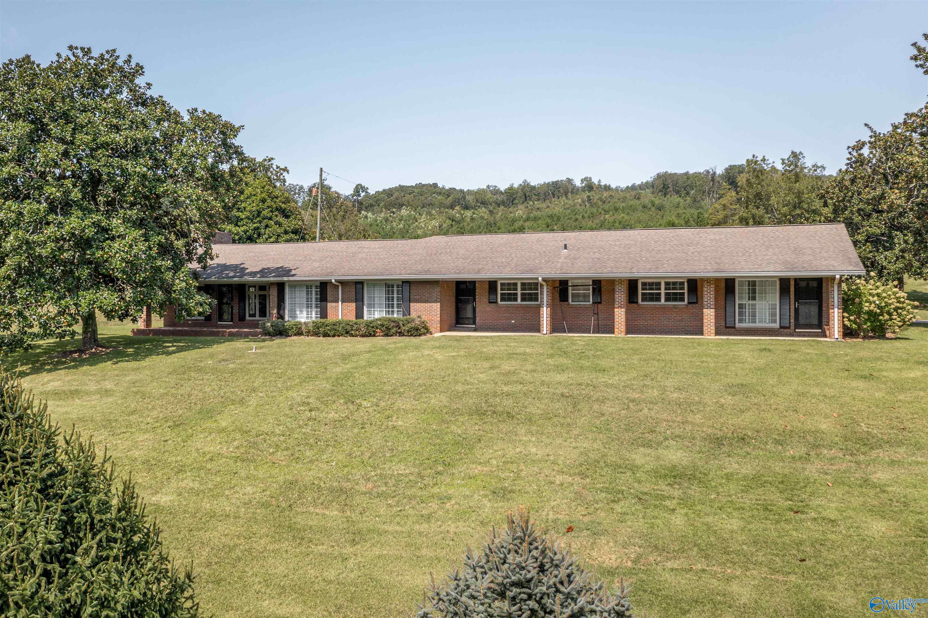 4294 US Highway 11 N