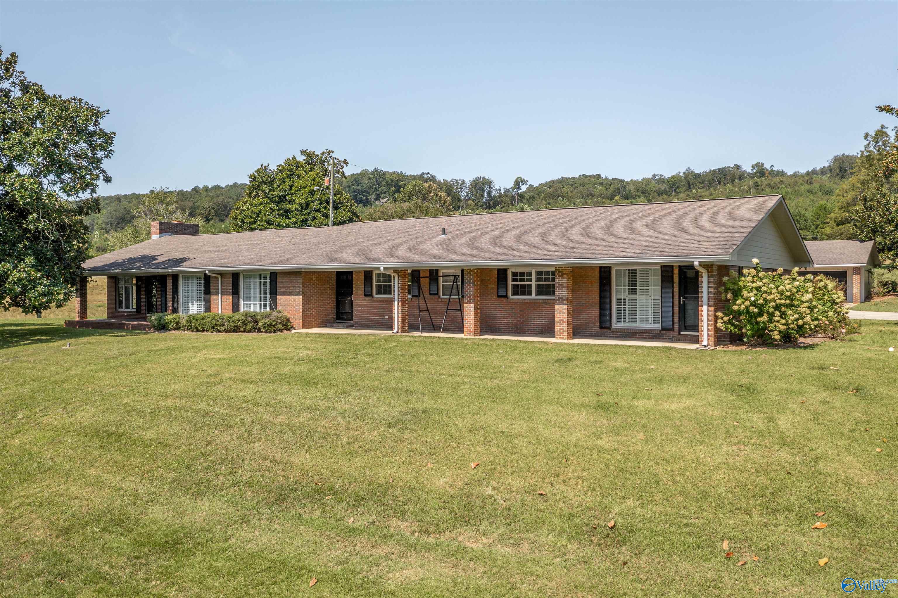 4294 US Highway 11 N
