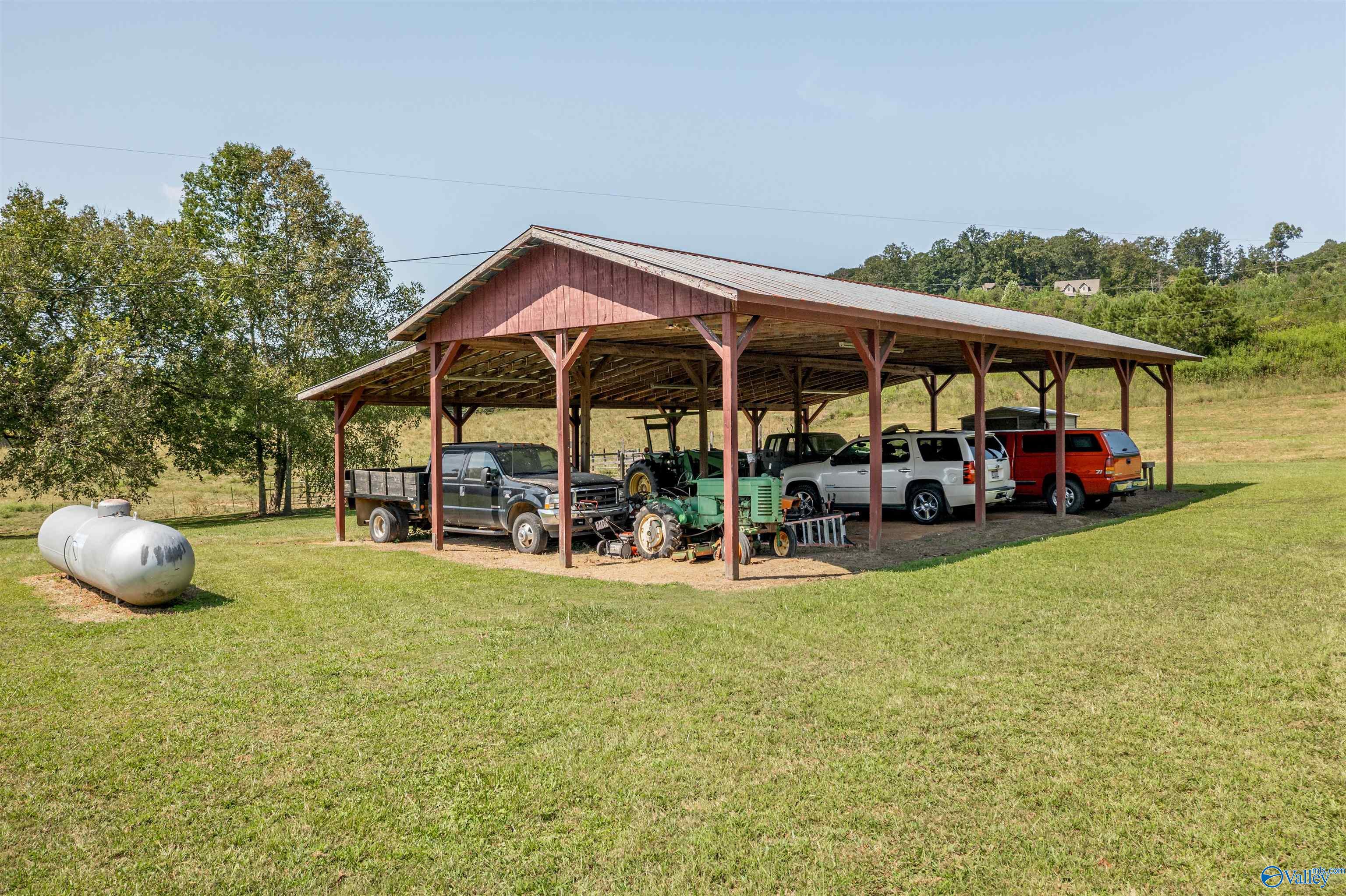 4294 US Highway 11 N