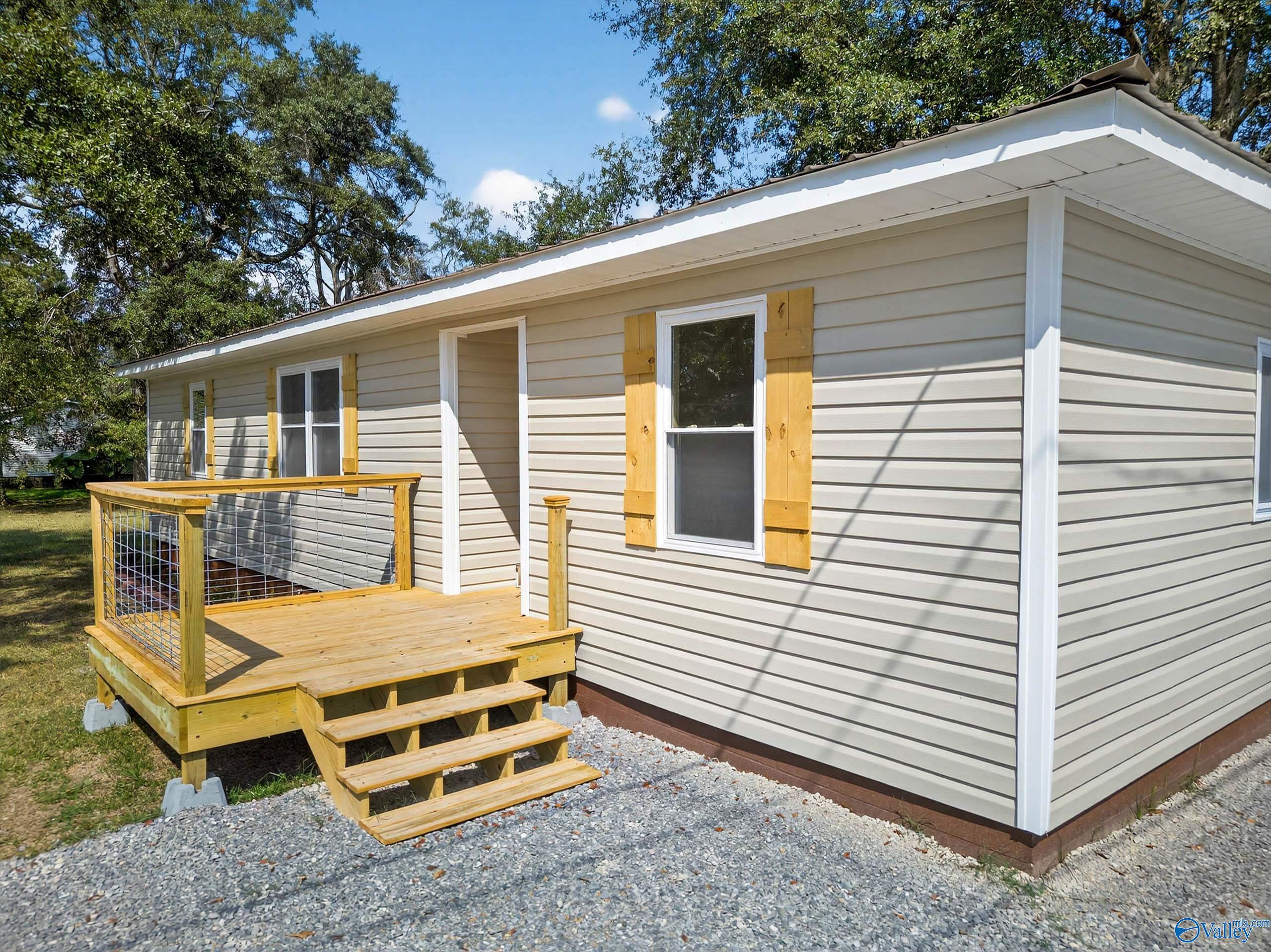 400 Lonesome Bend Road