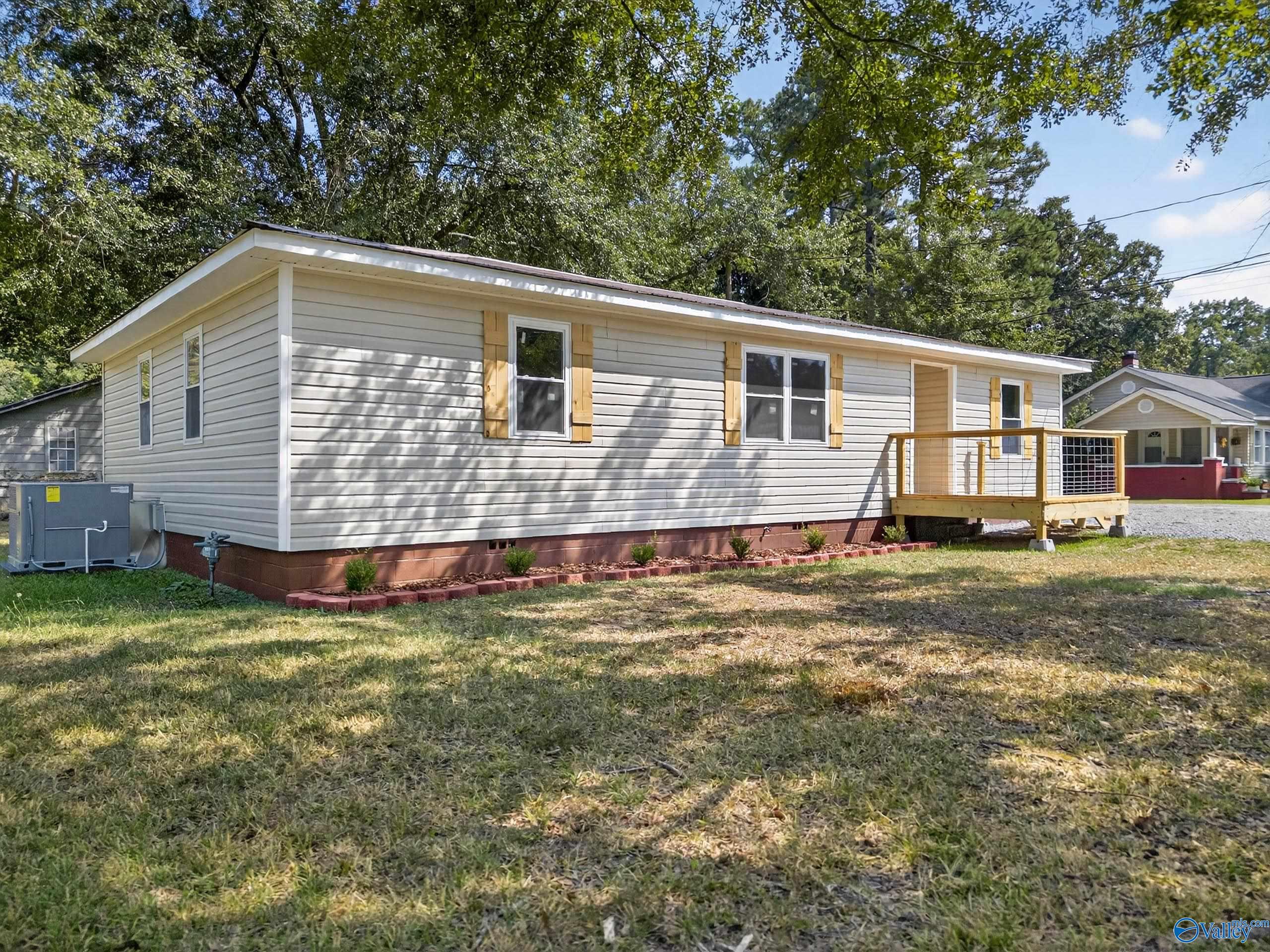 400 Lonesome Bend Road