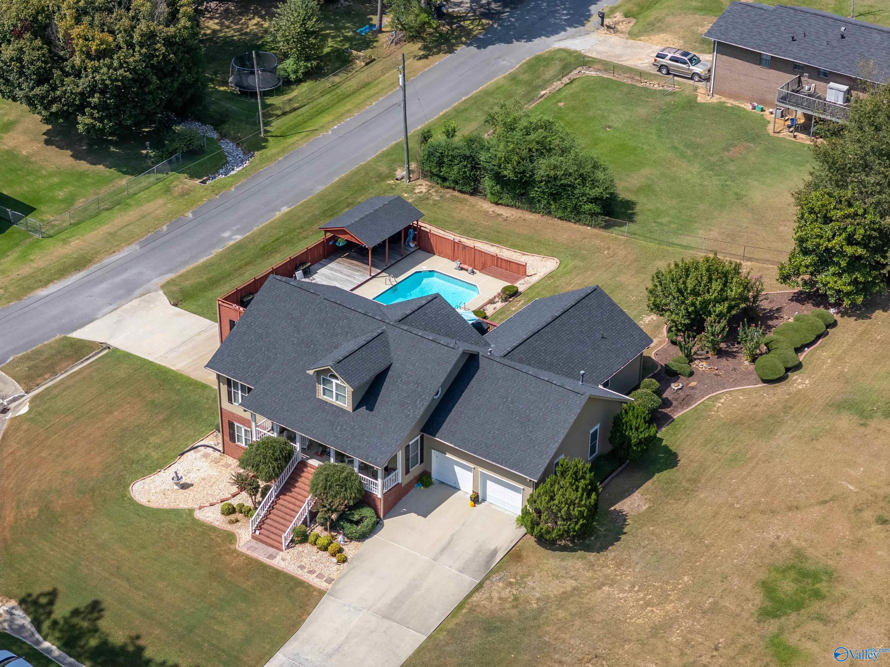 408 Le An Street