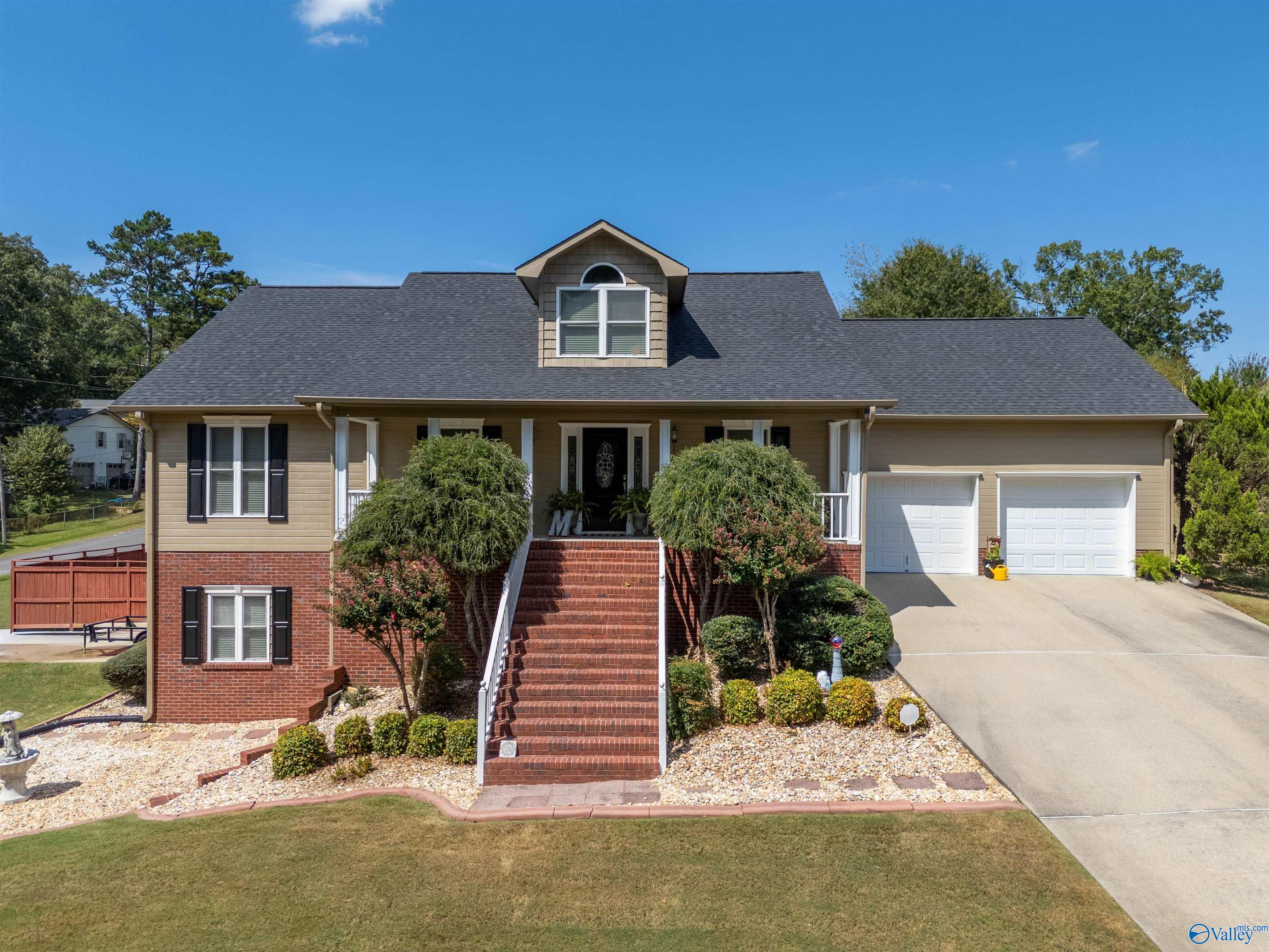 408 Le An Street