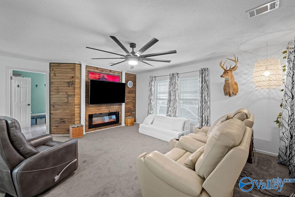 606 Red Eagle Road