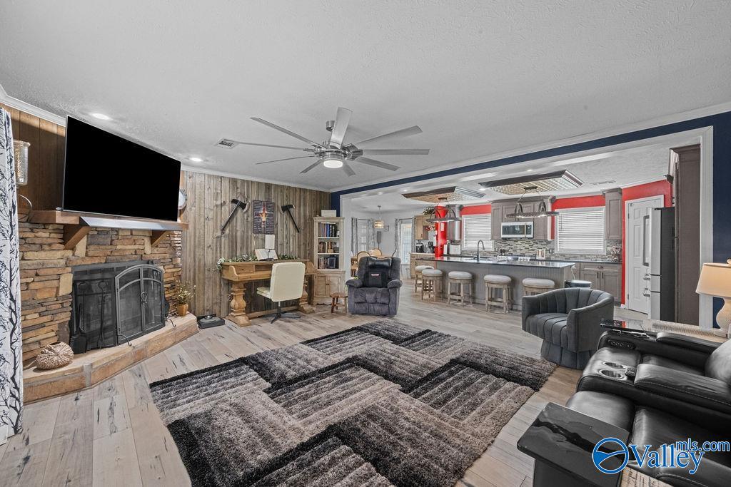 606 Red Eagle Road