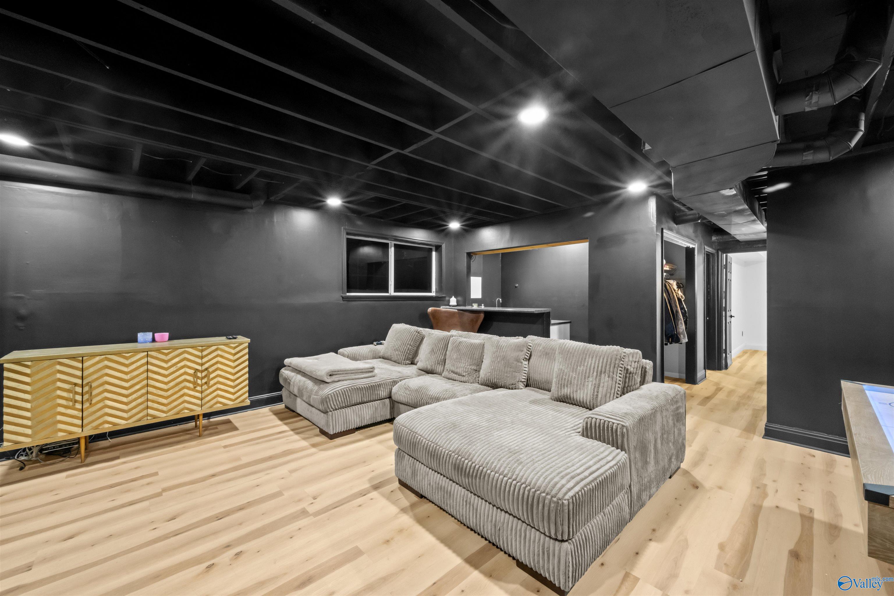 160 Bridlewood Drive