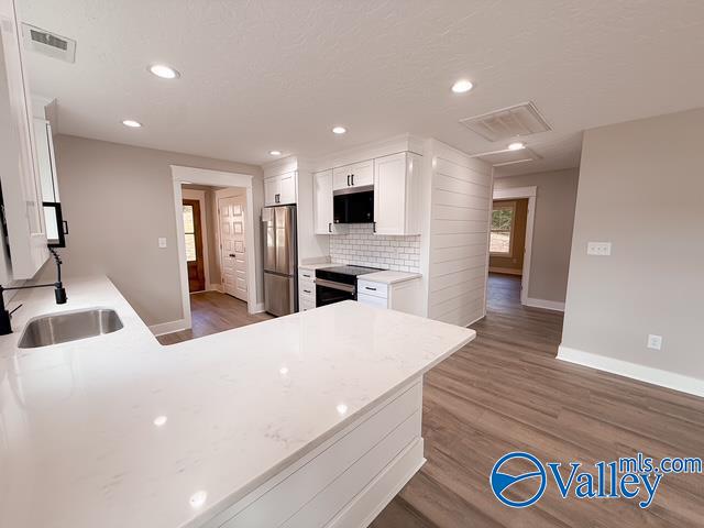 5102 Main Street