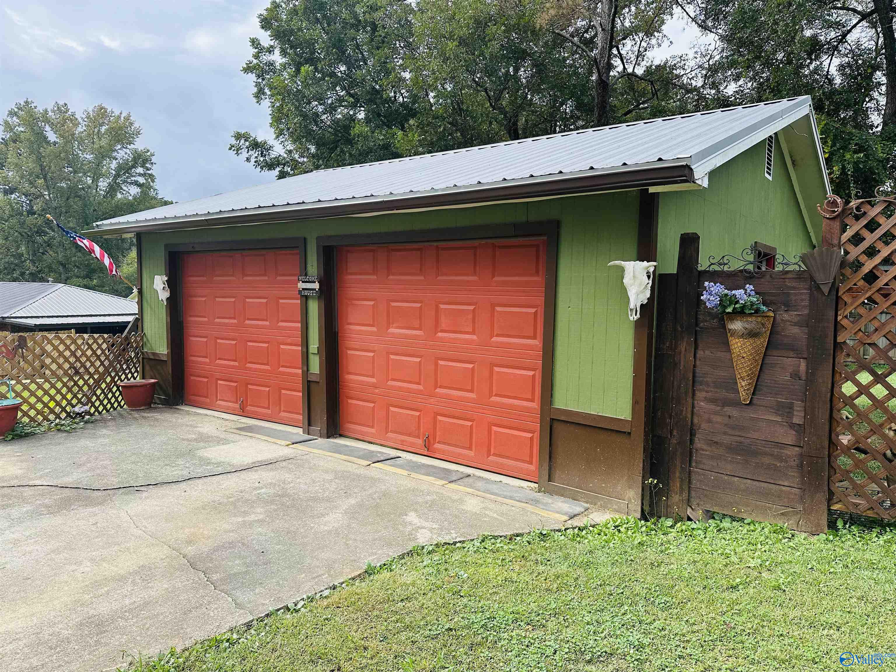 200 Southview Avenue