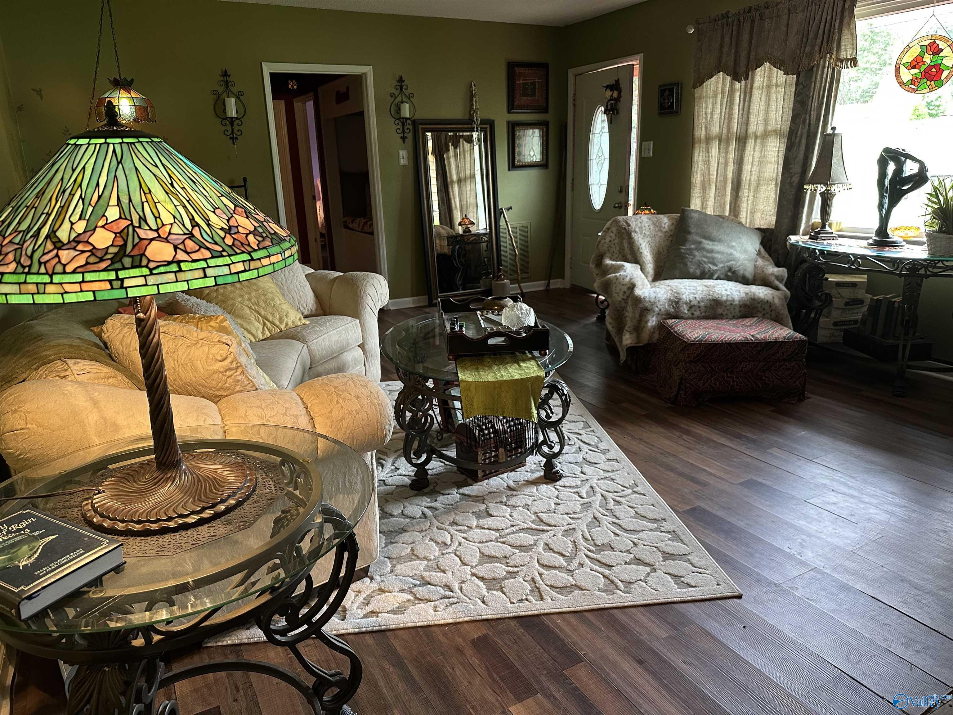 200 Southview Avenue