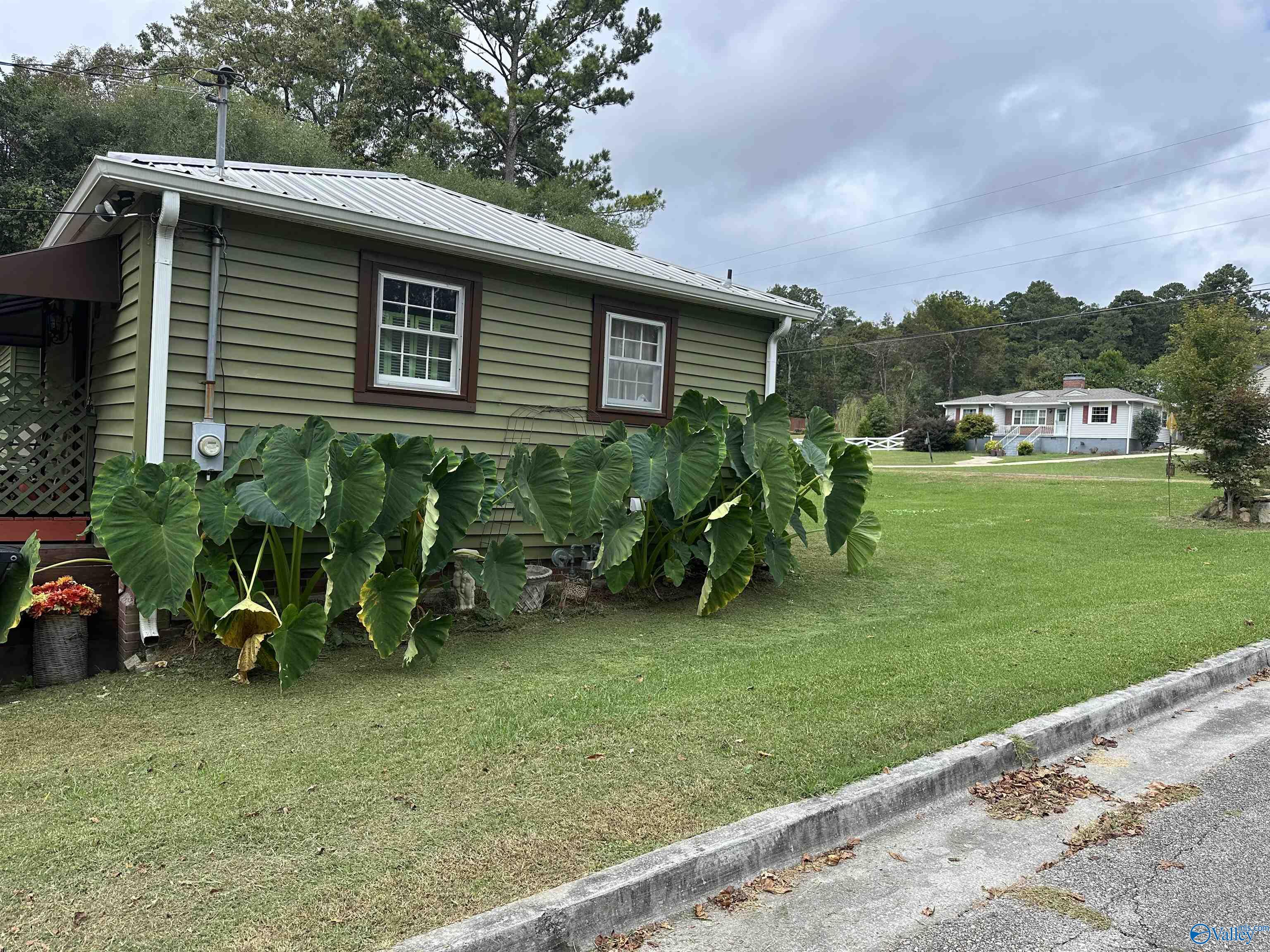 200 Southview Avenue