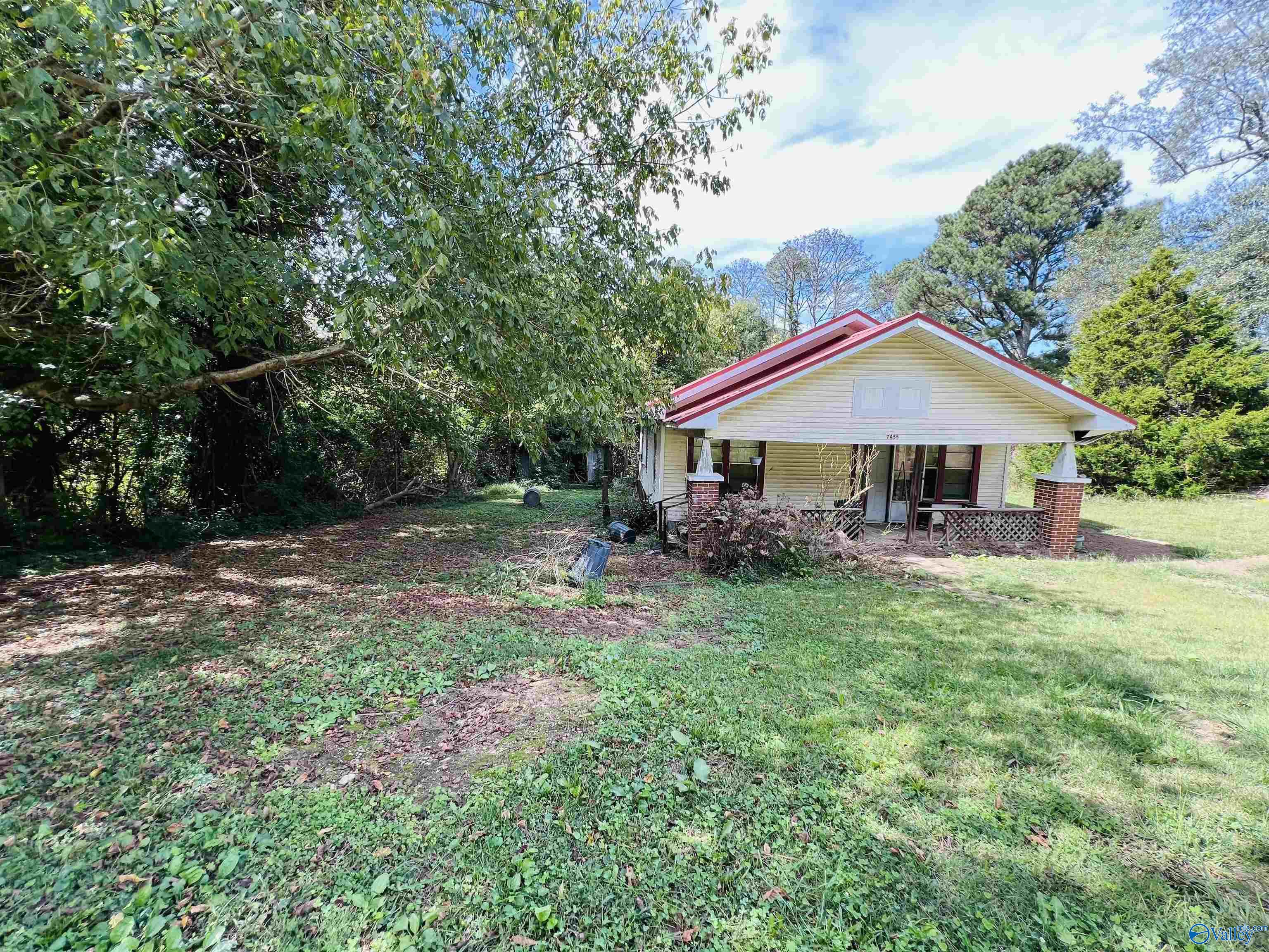 7456 4th Avenue, Altoona