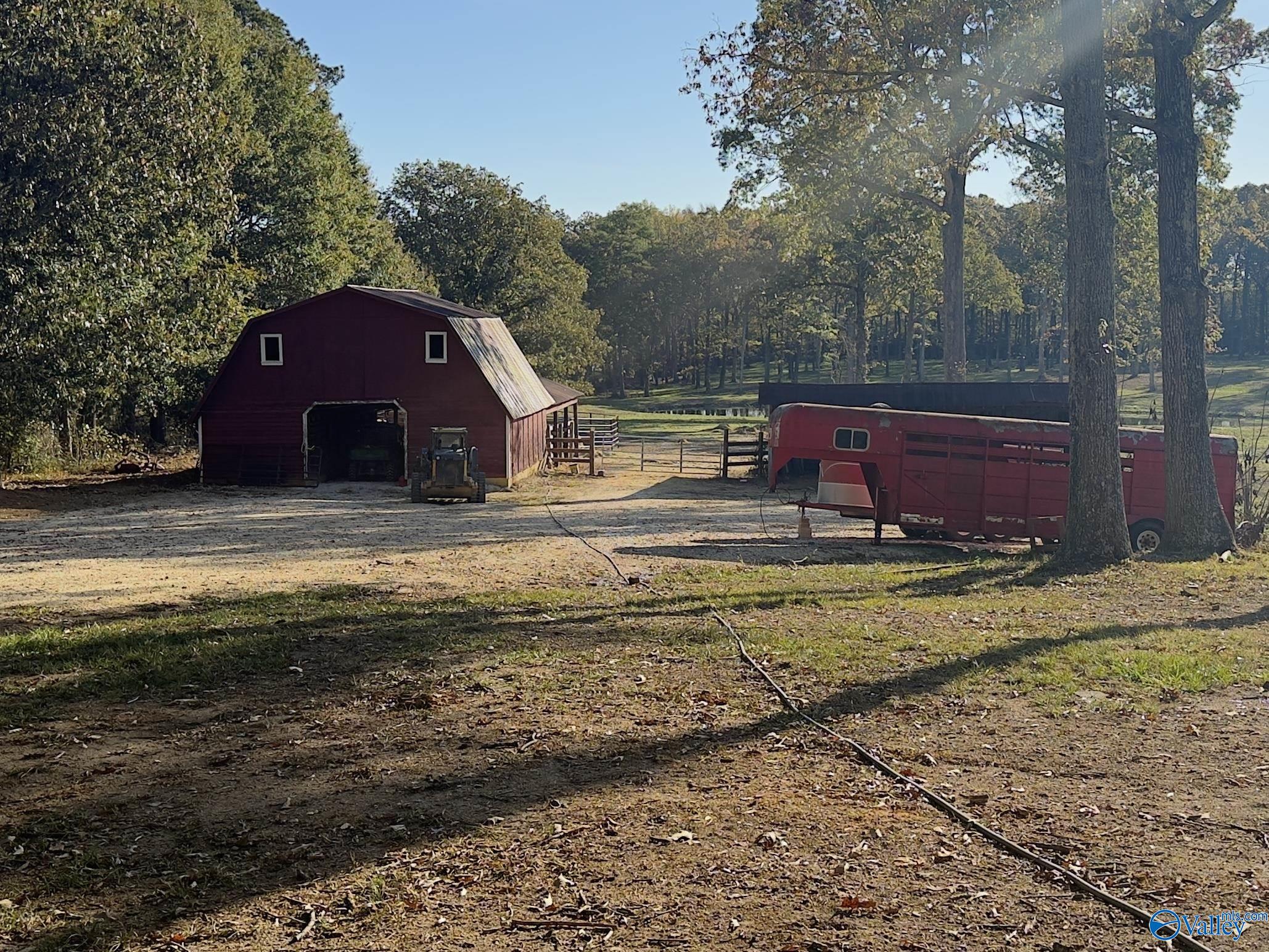 1676 Pleasant Valley Road, Rainbow City