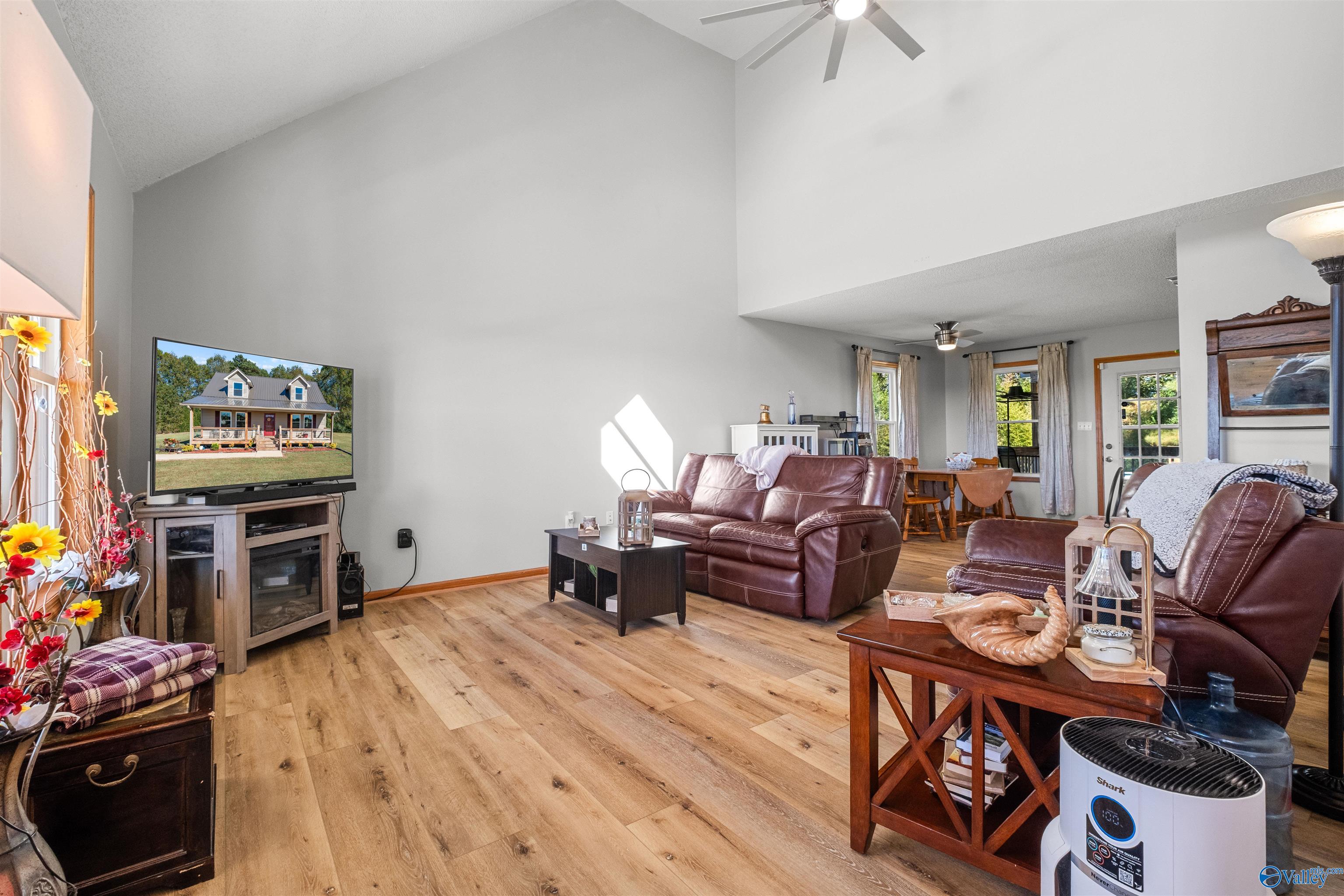 2400 Johnson Road, Gadsden