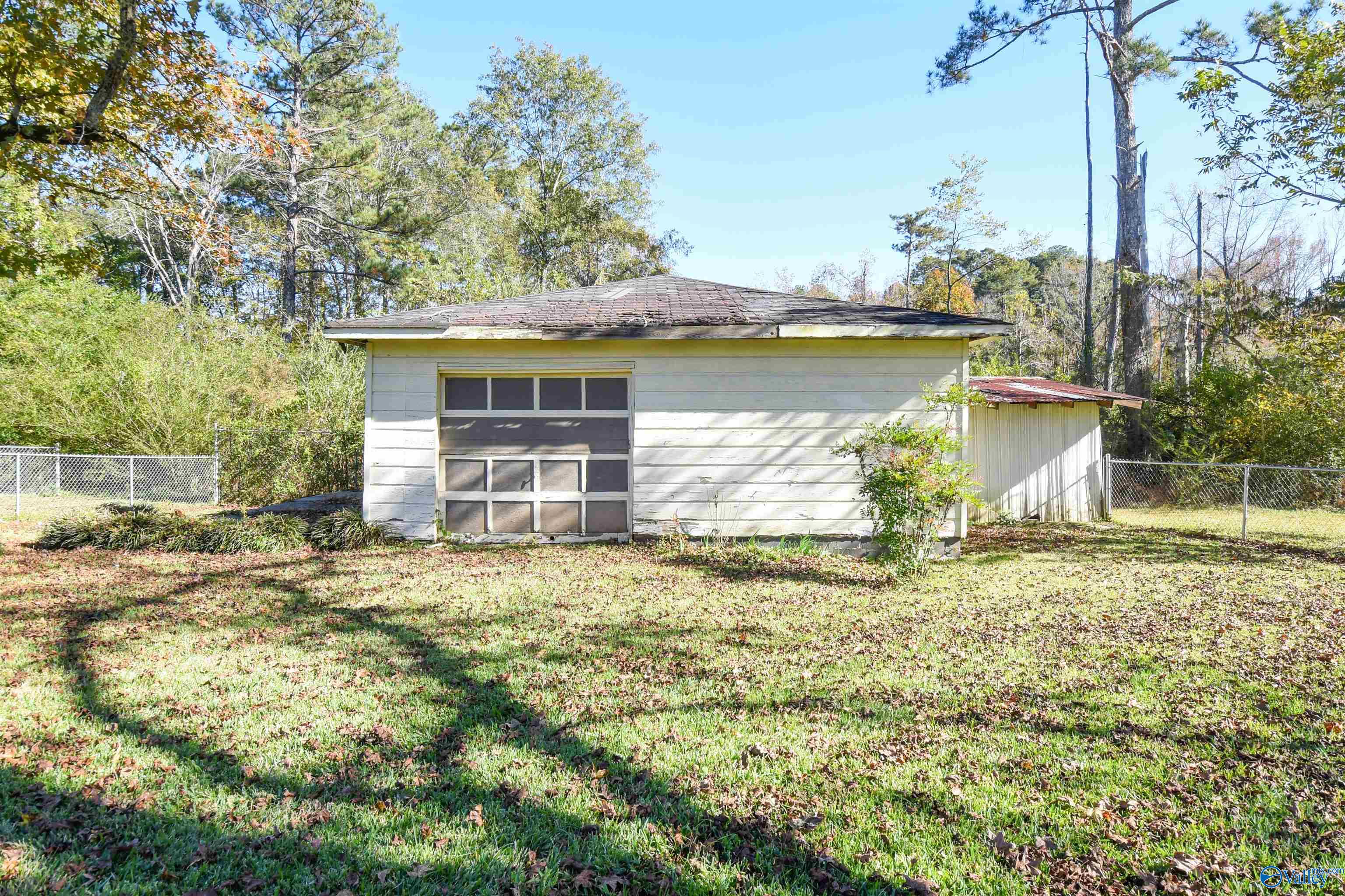 2850 Fairview Road
