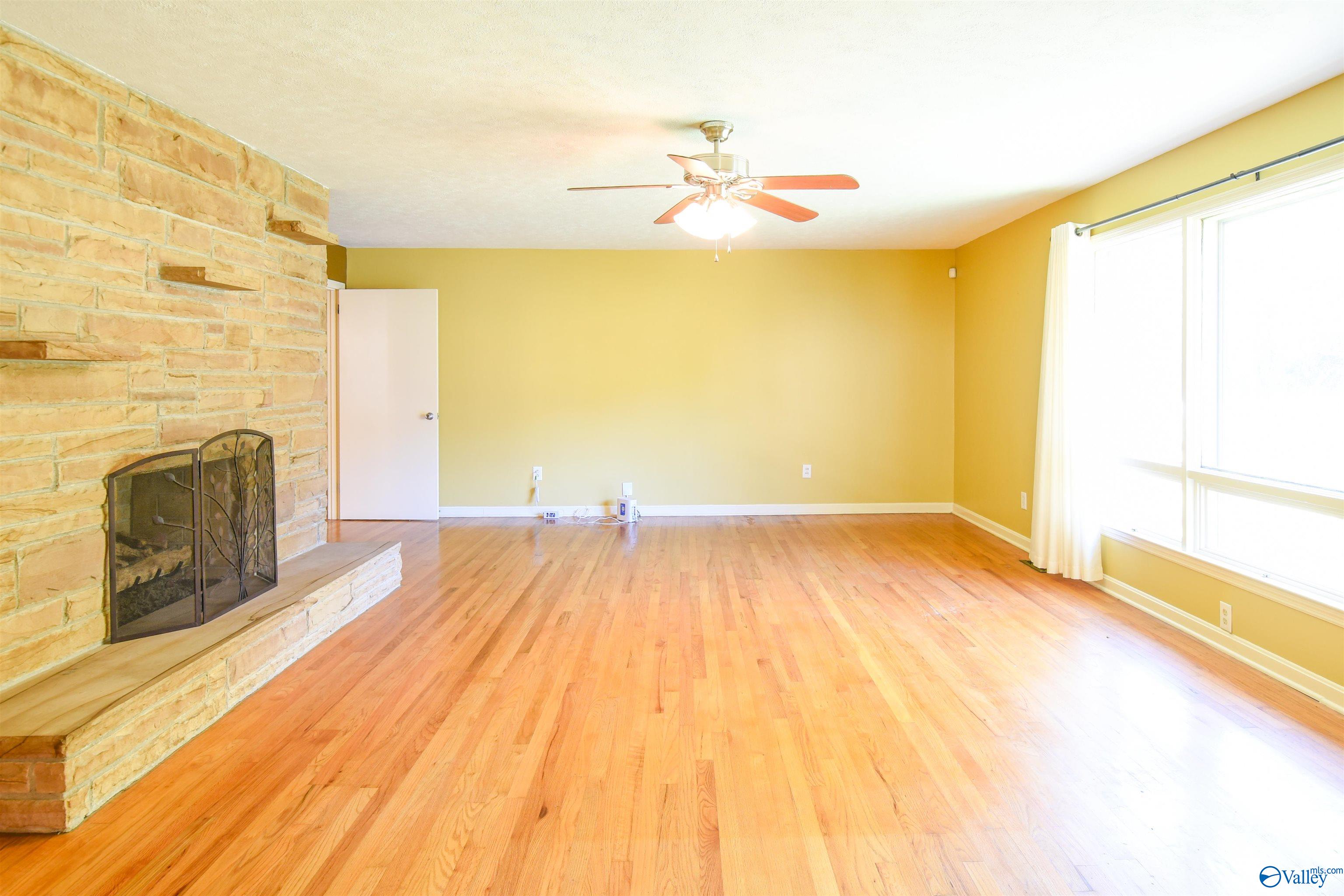 2850 Fairview Road