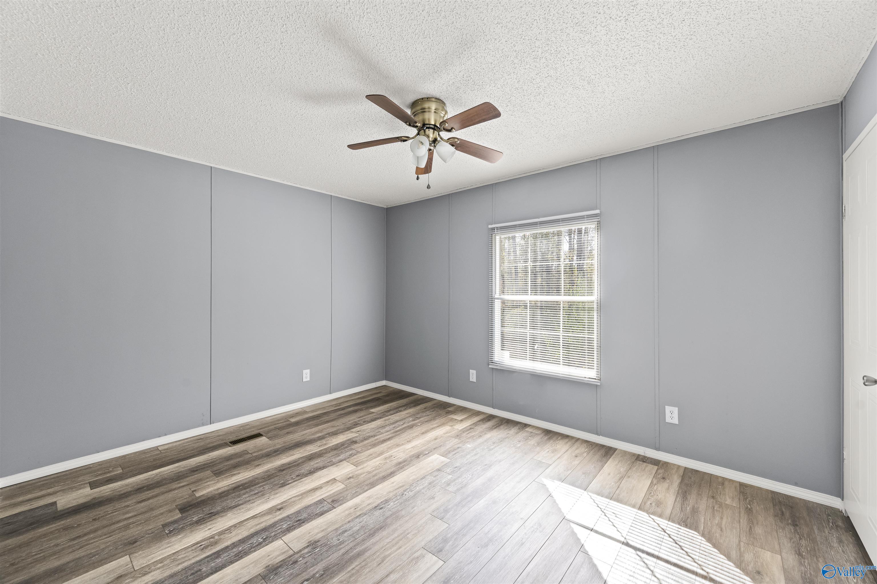 8585 County Road 1082