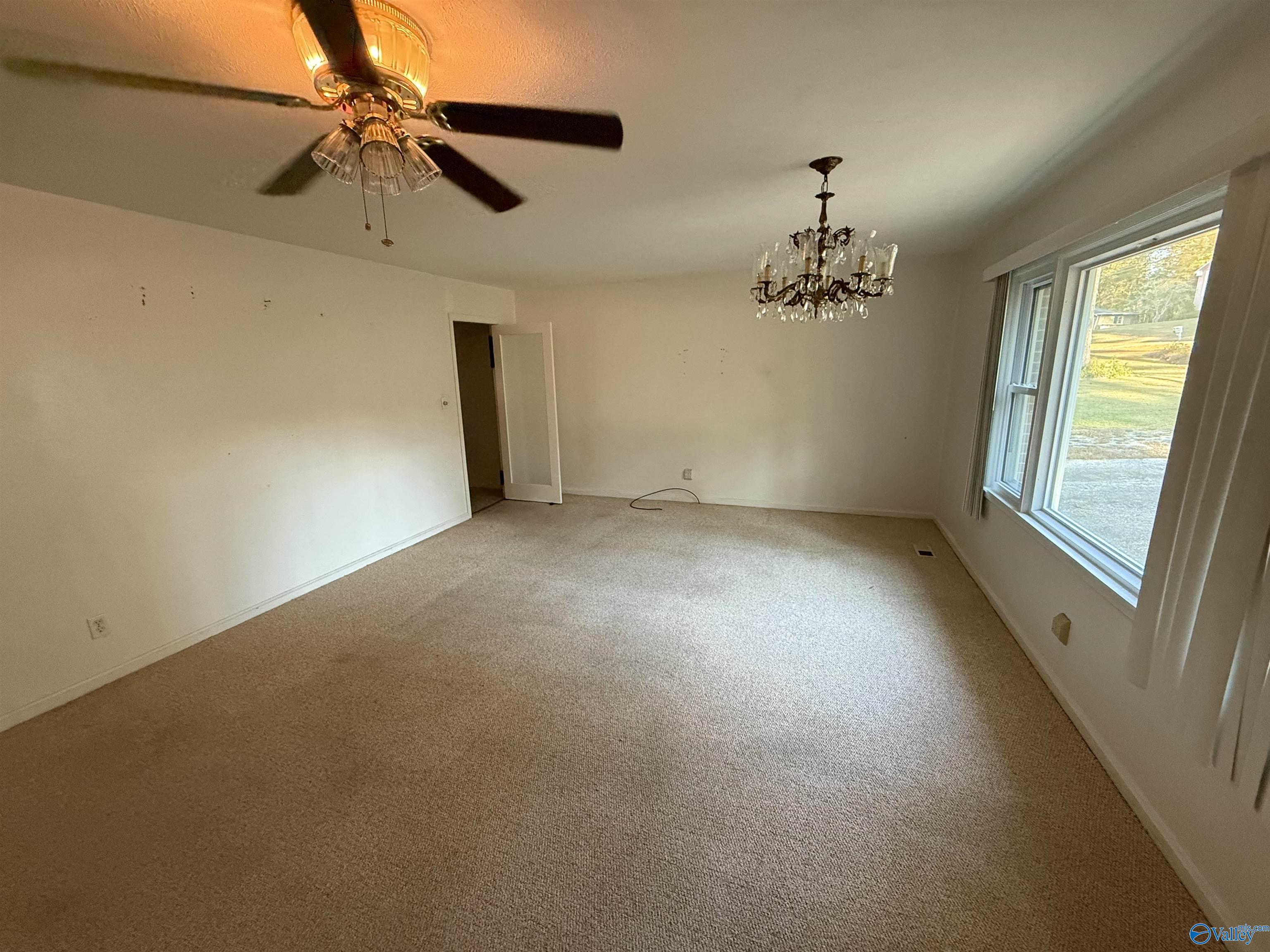 1524 Arrow Drive
