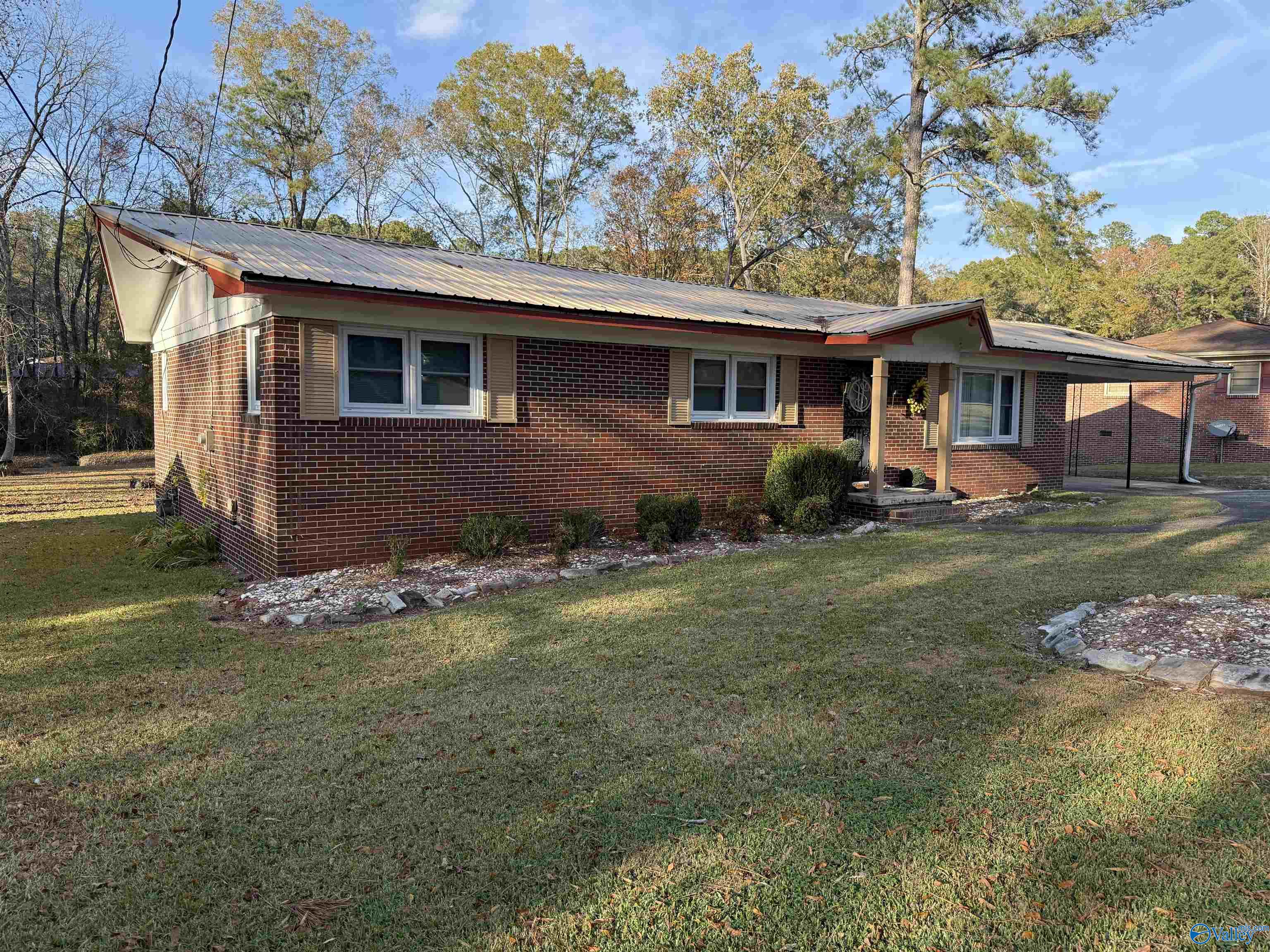 1524 Arrow Drive