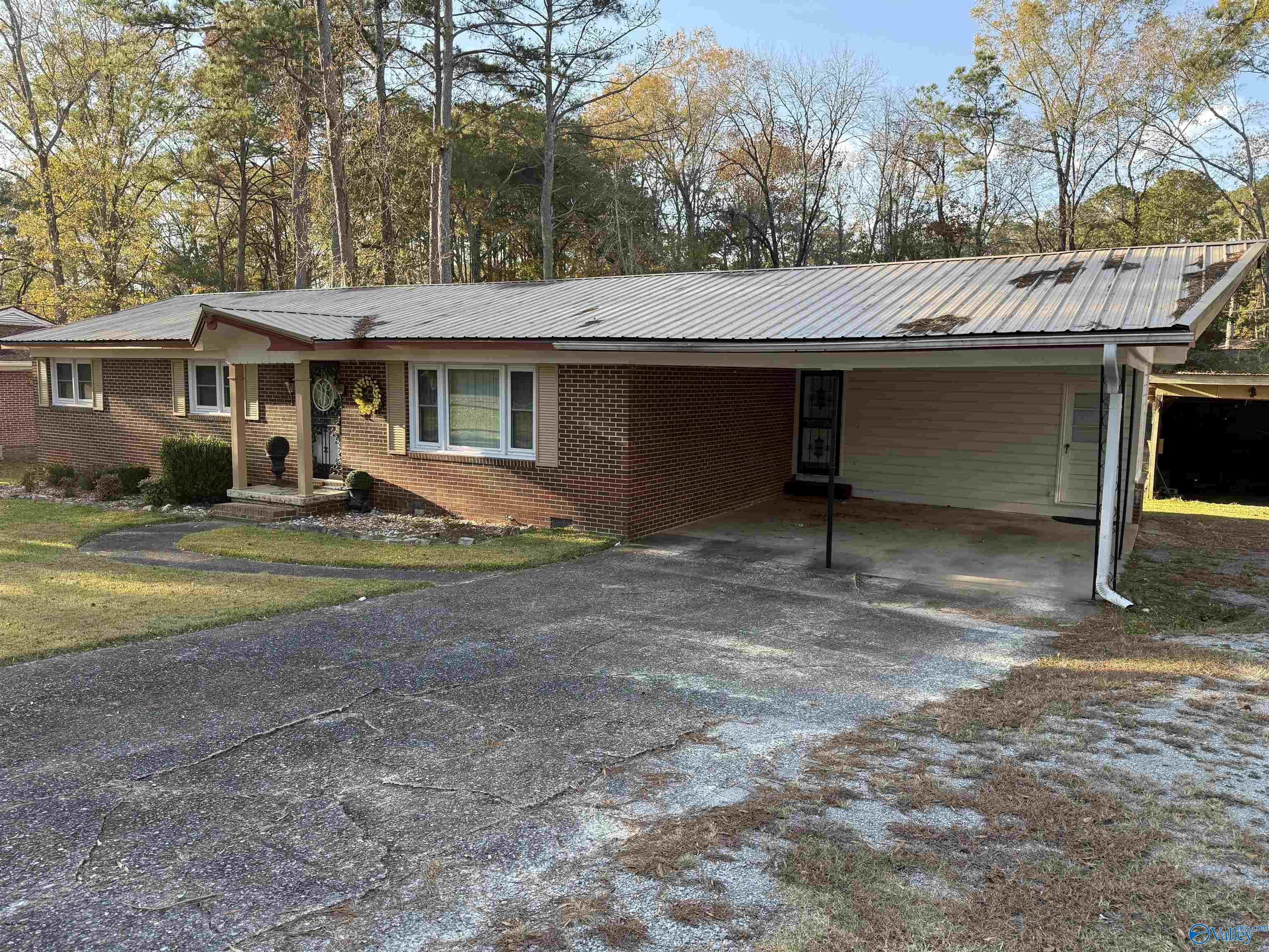1524 Arrow Drive