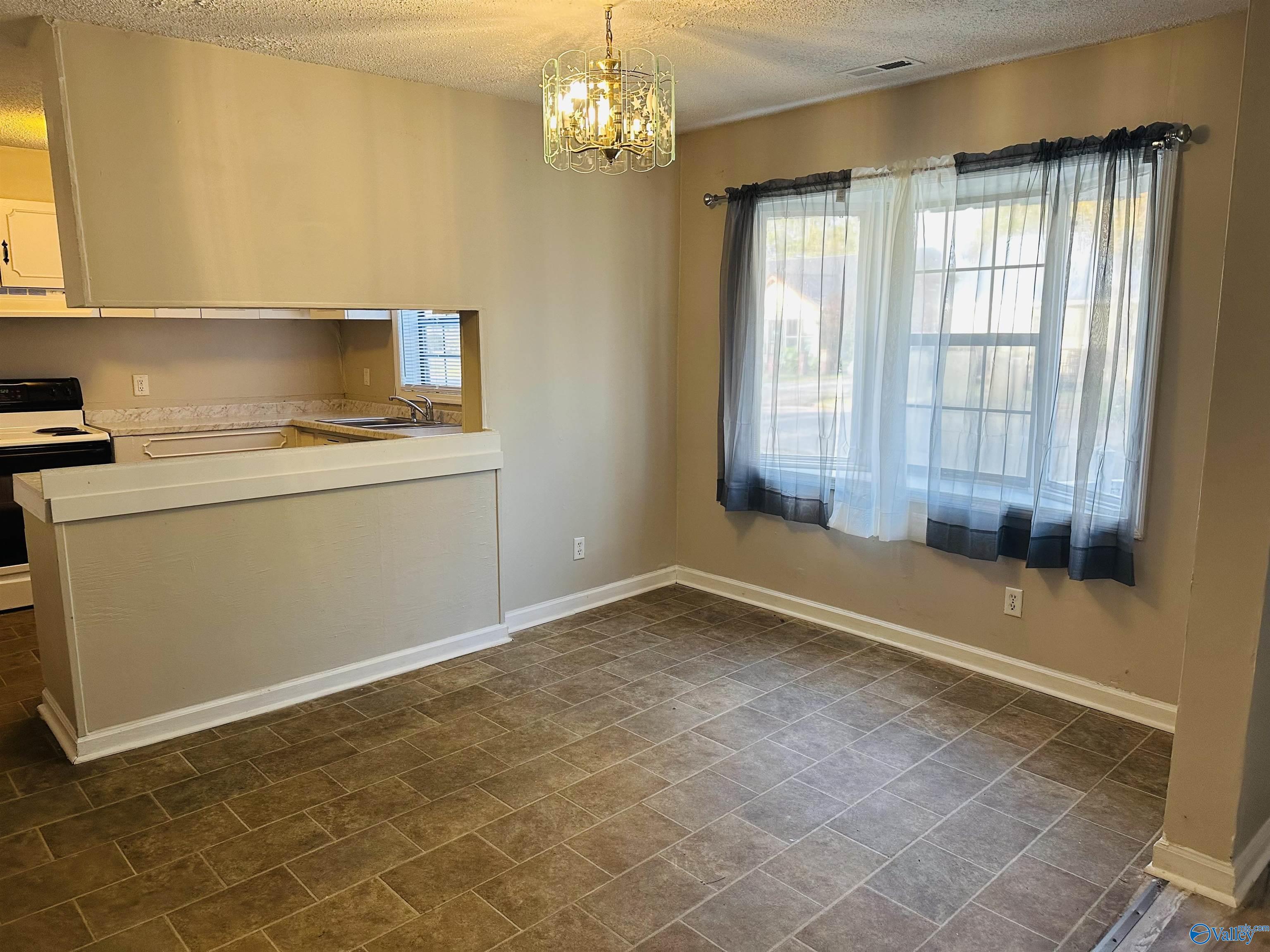 1129 Stillman Avenue