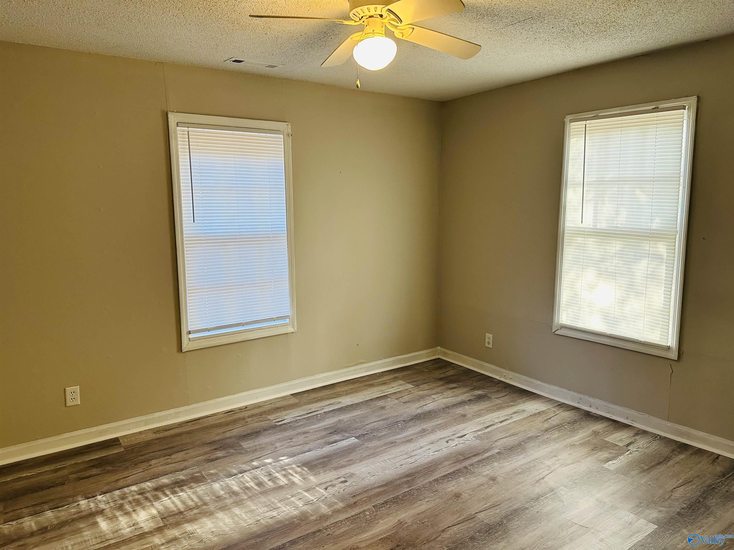 1129 Stillman Avenue