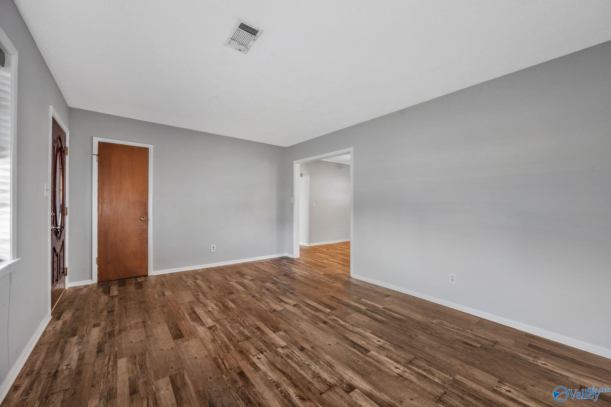 201 Roberts Avenue