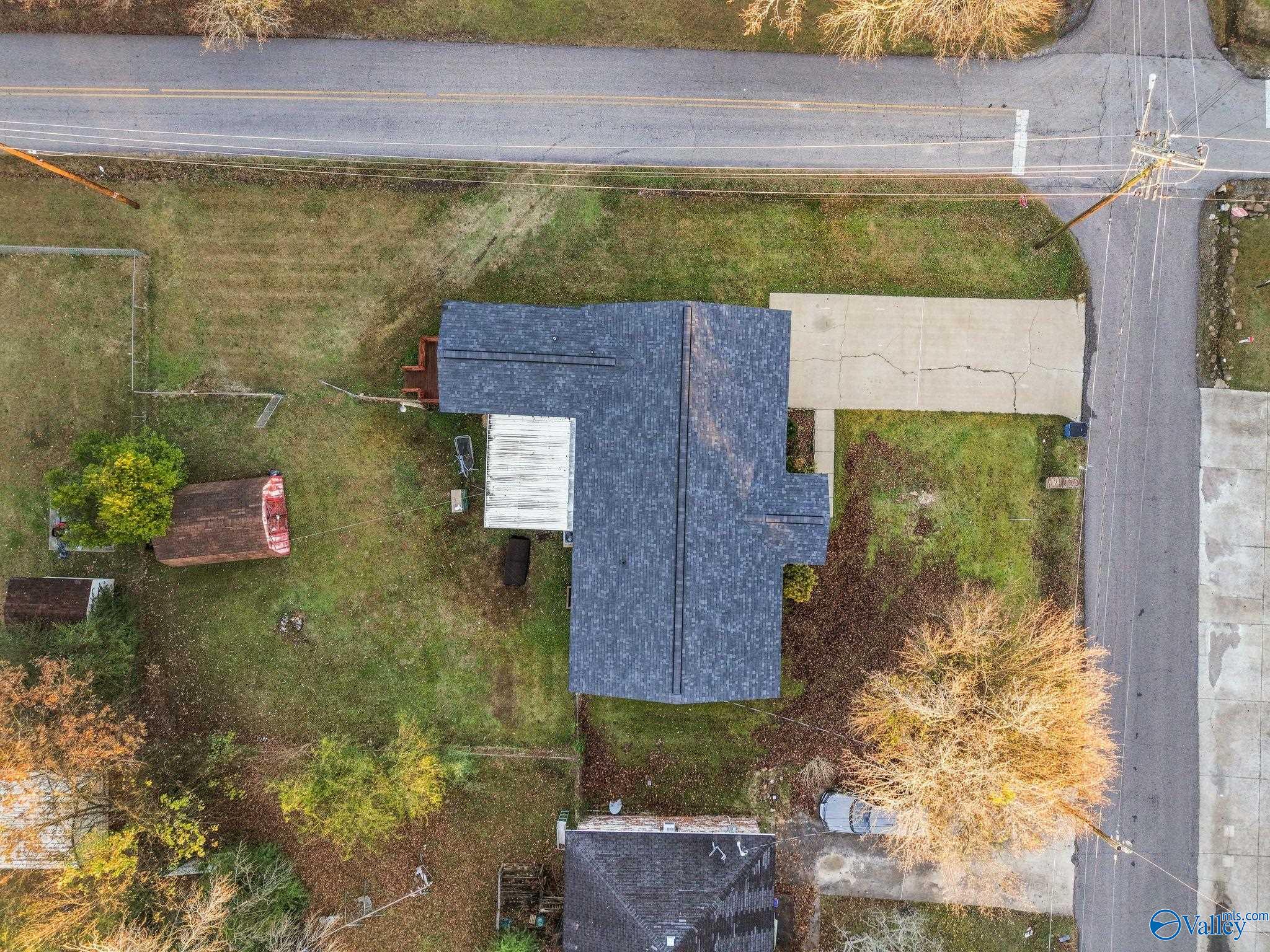201 Roberts Avenue