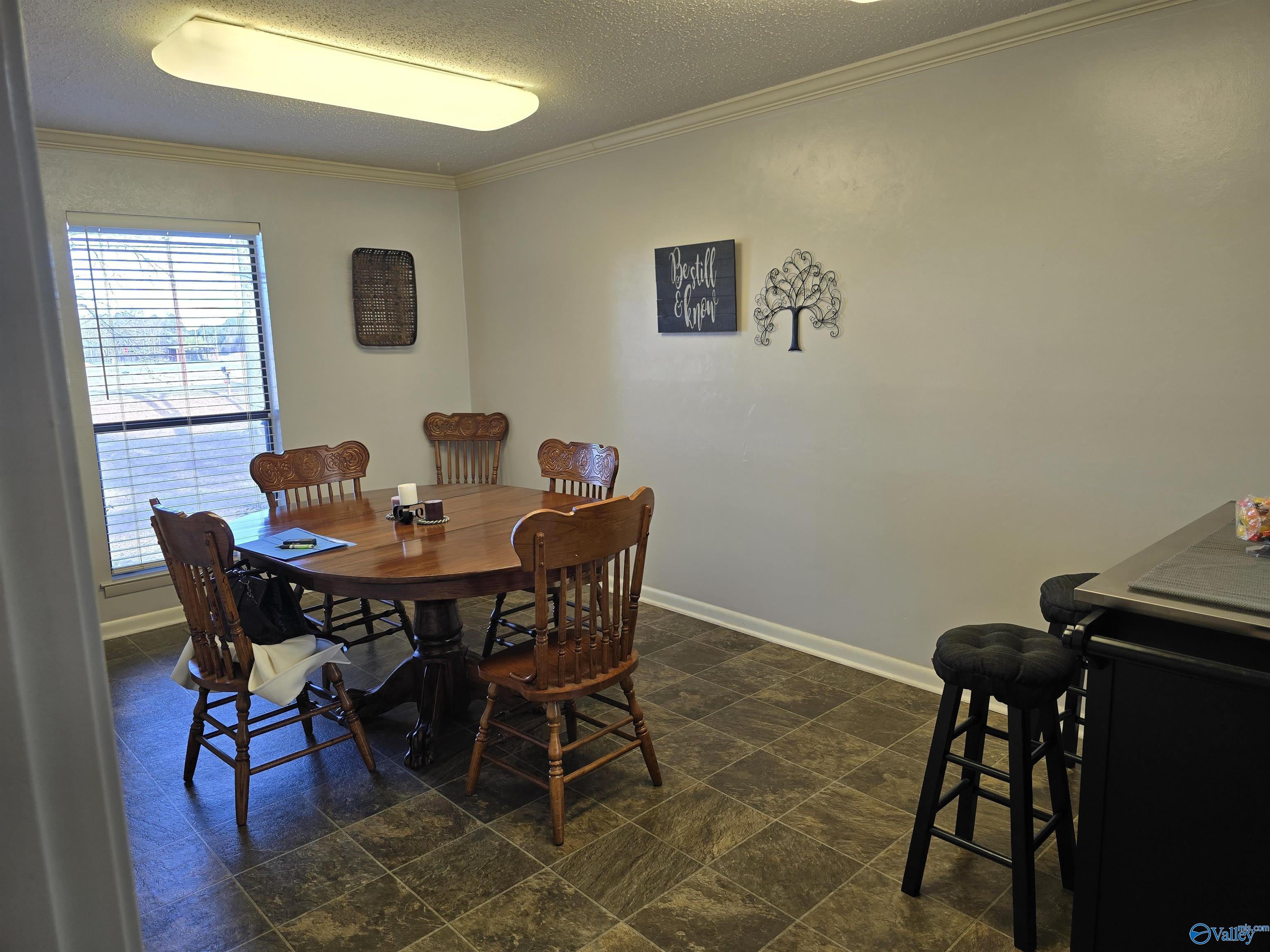 4552 Rainbow Drive