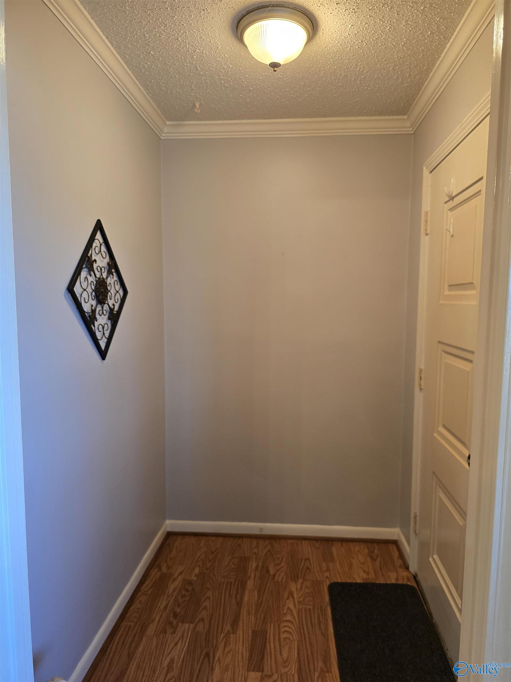 4552 Rainbow Drive