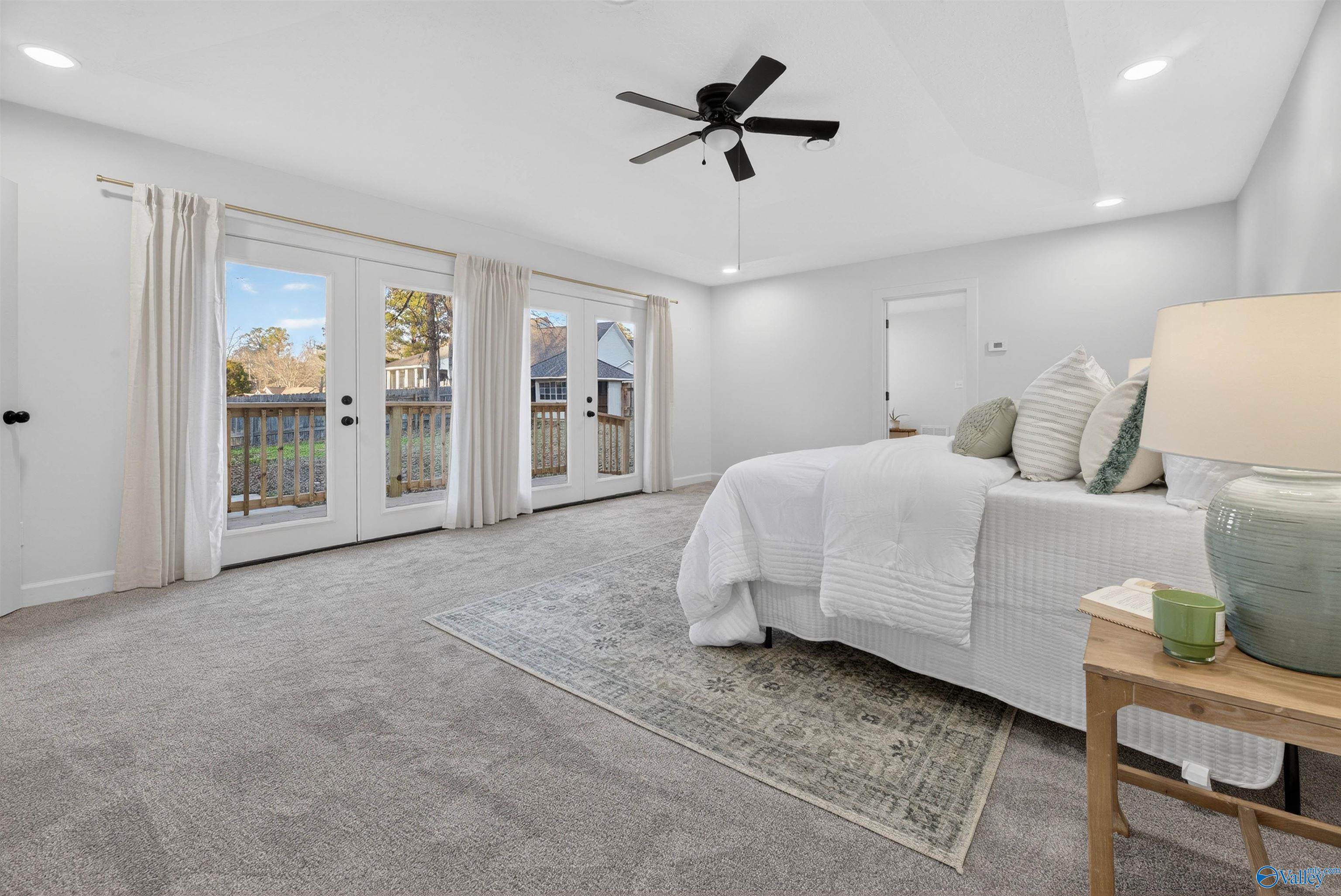 2079 Meadowood Drive