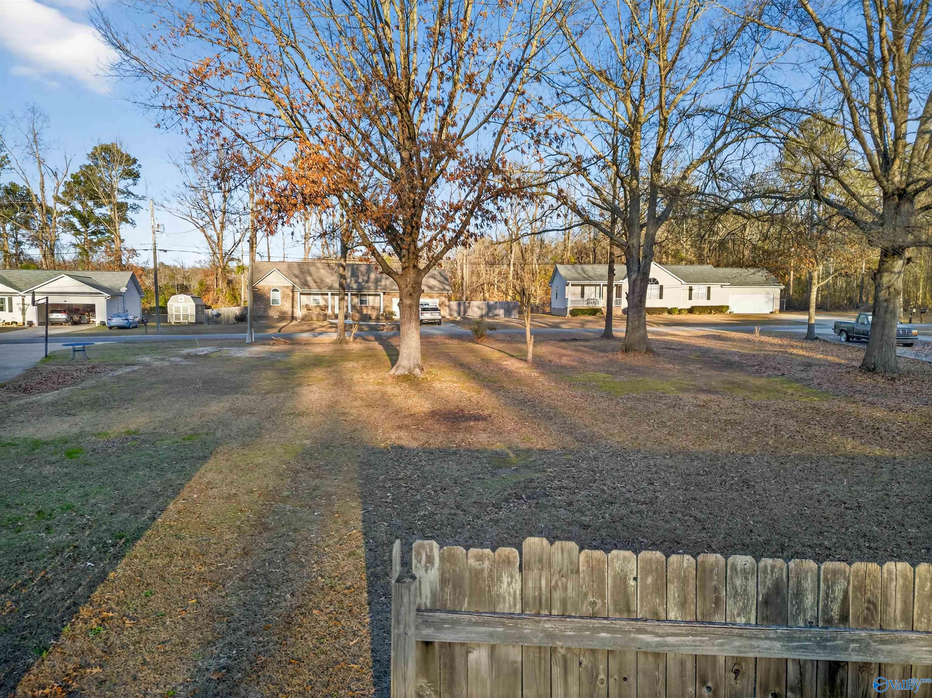 2079 Meadowood Drive