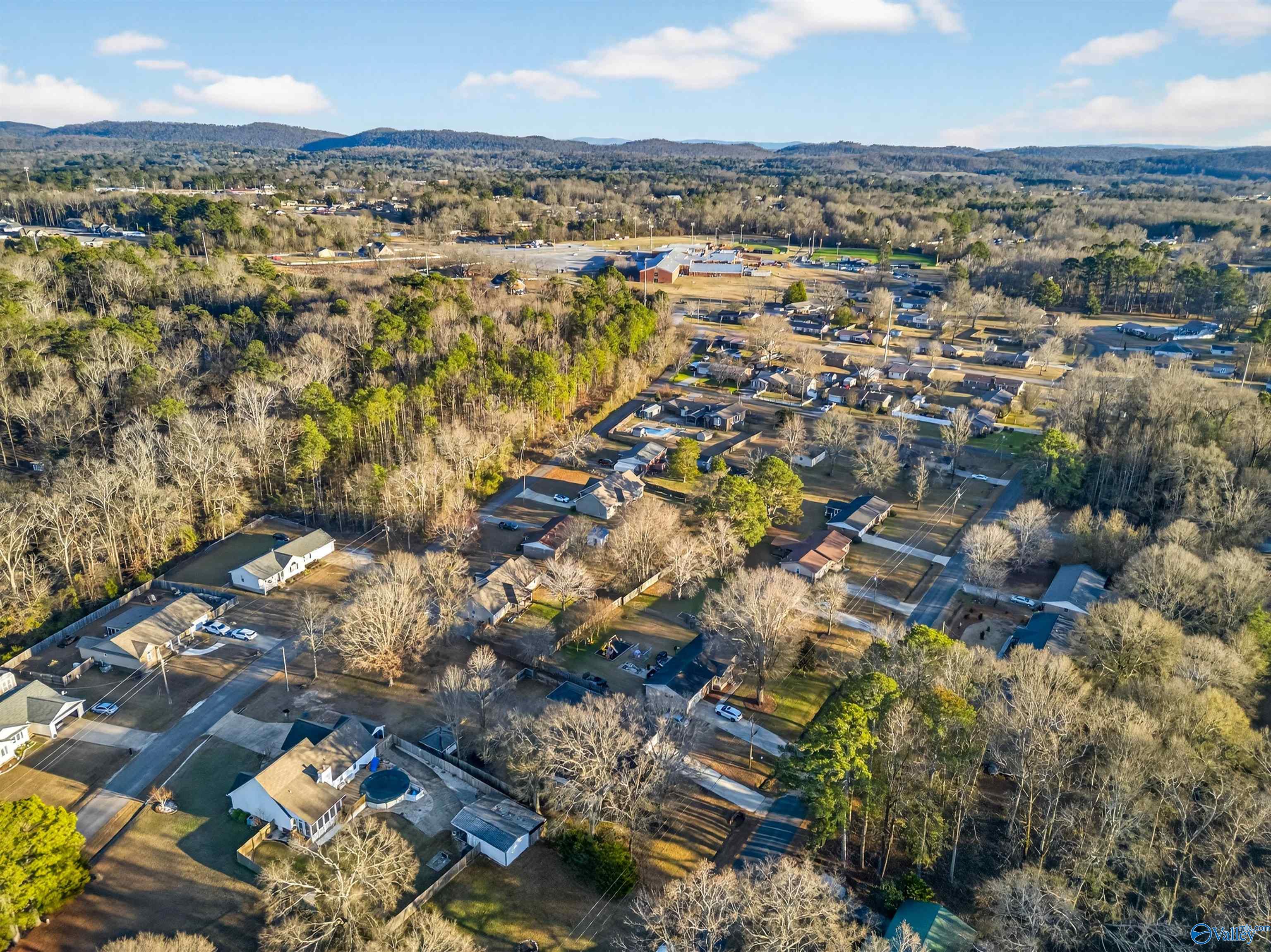 2079 Meadowood Drive