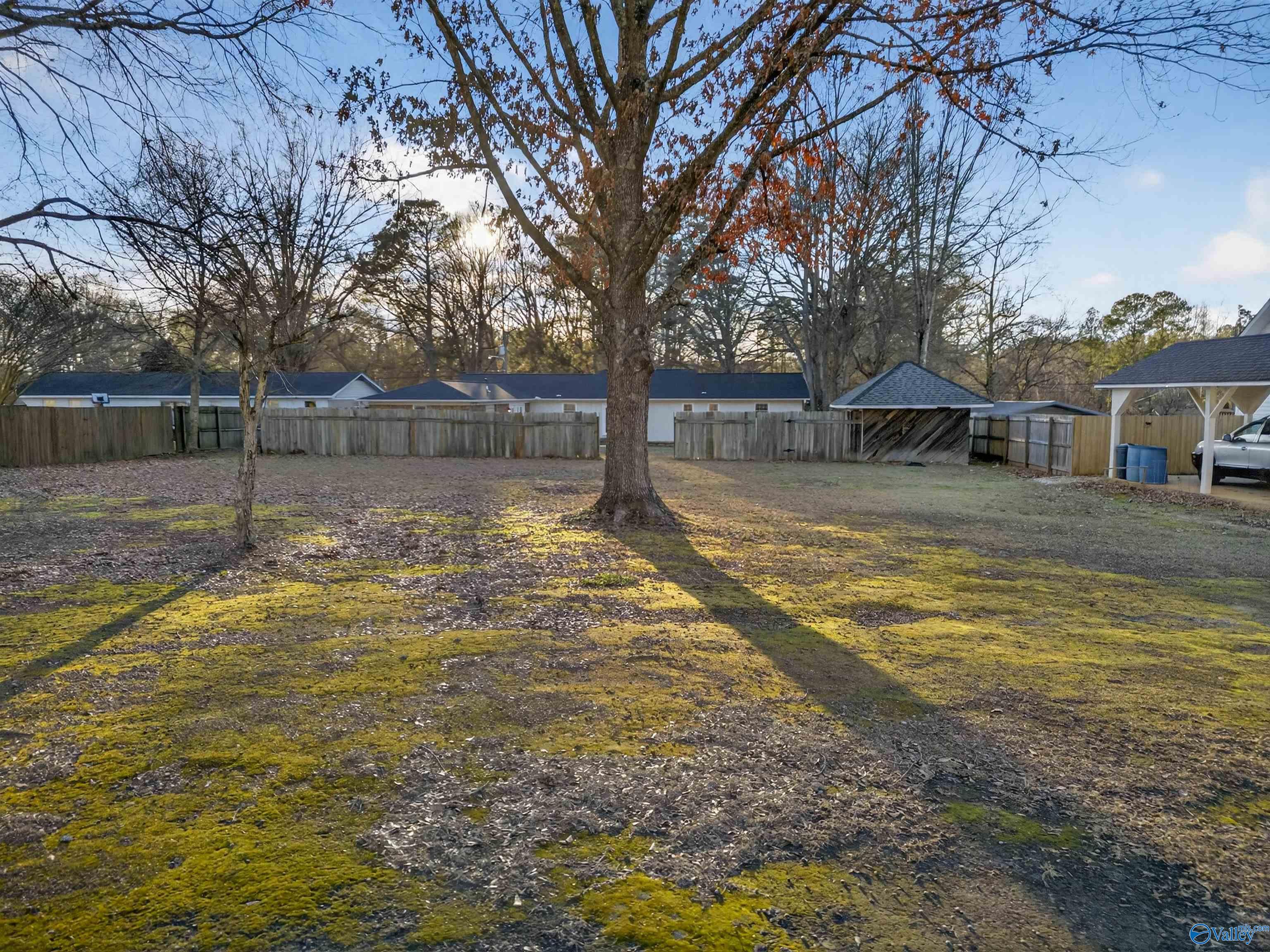 2079 Meadowood Drive