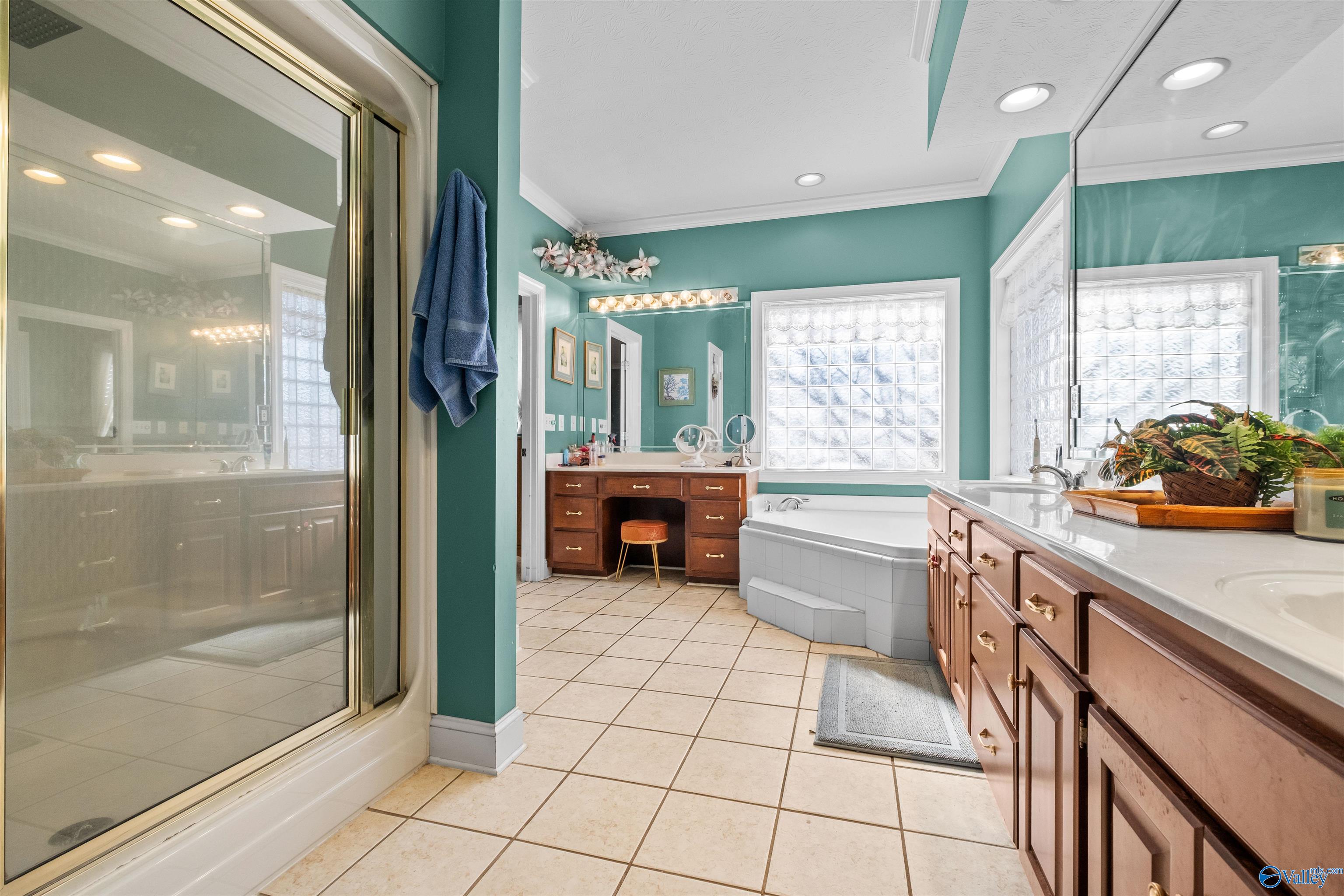 411 Meadowlark Place