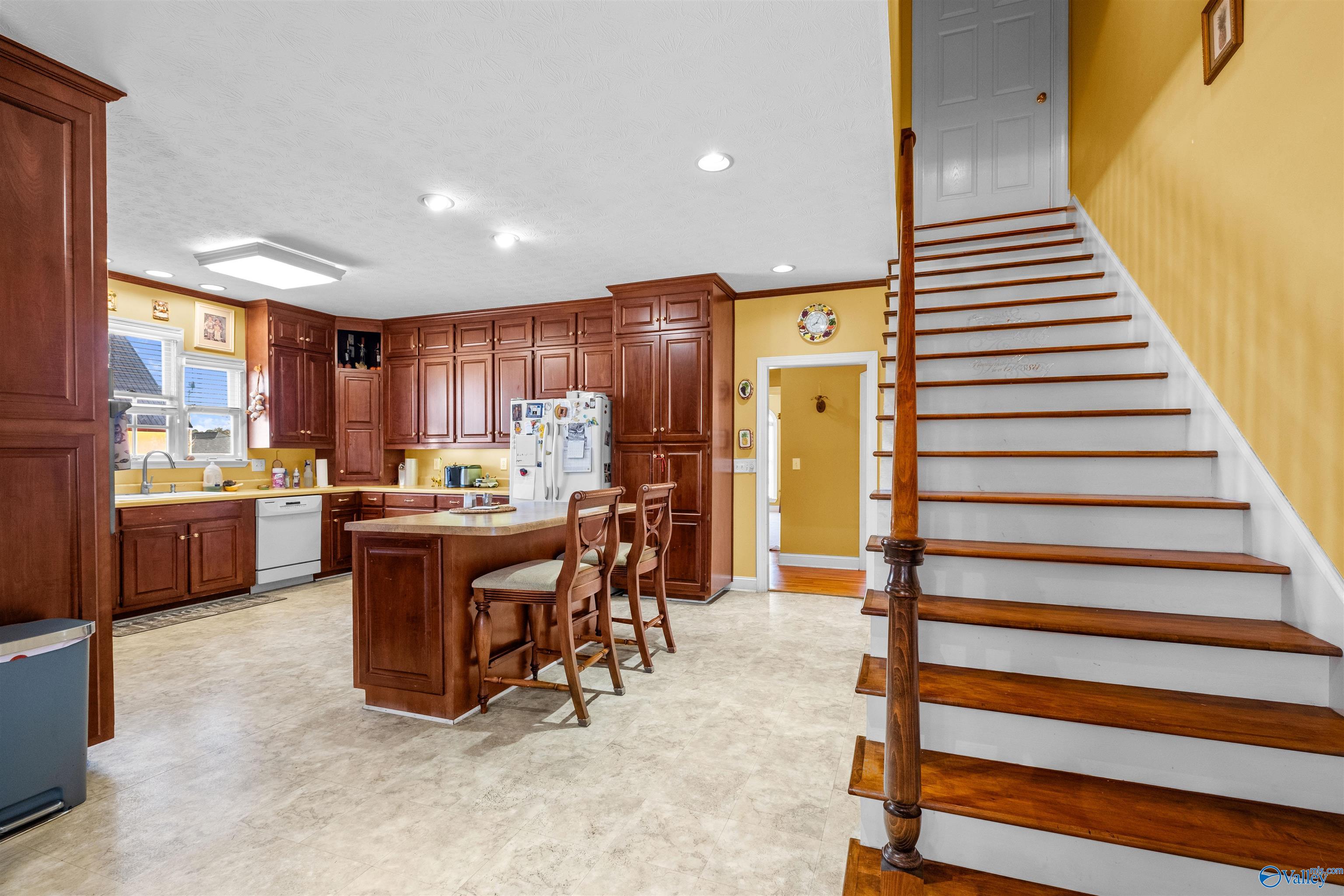 411 Meadowlark Place