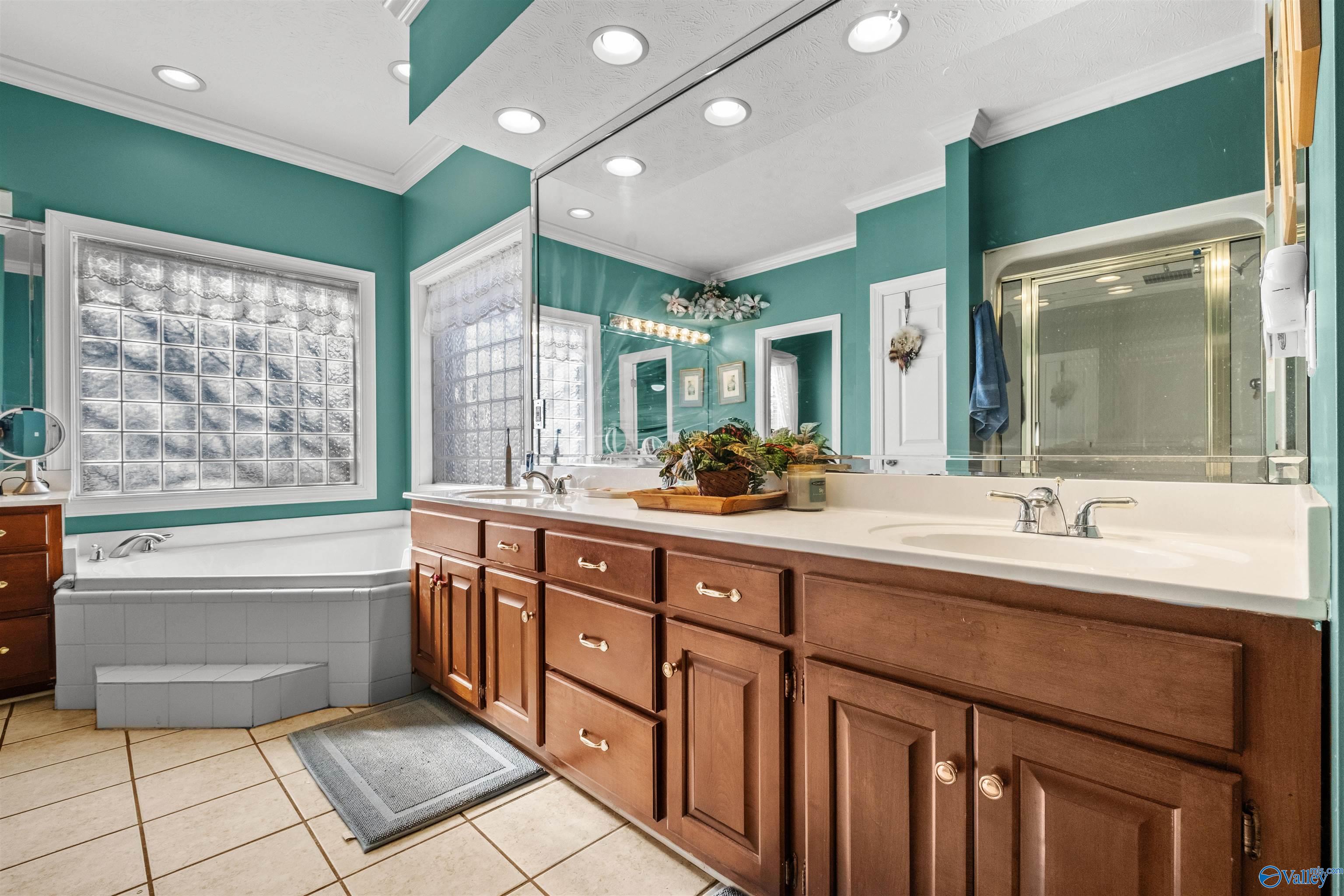 411 Meadowlark Place