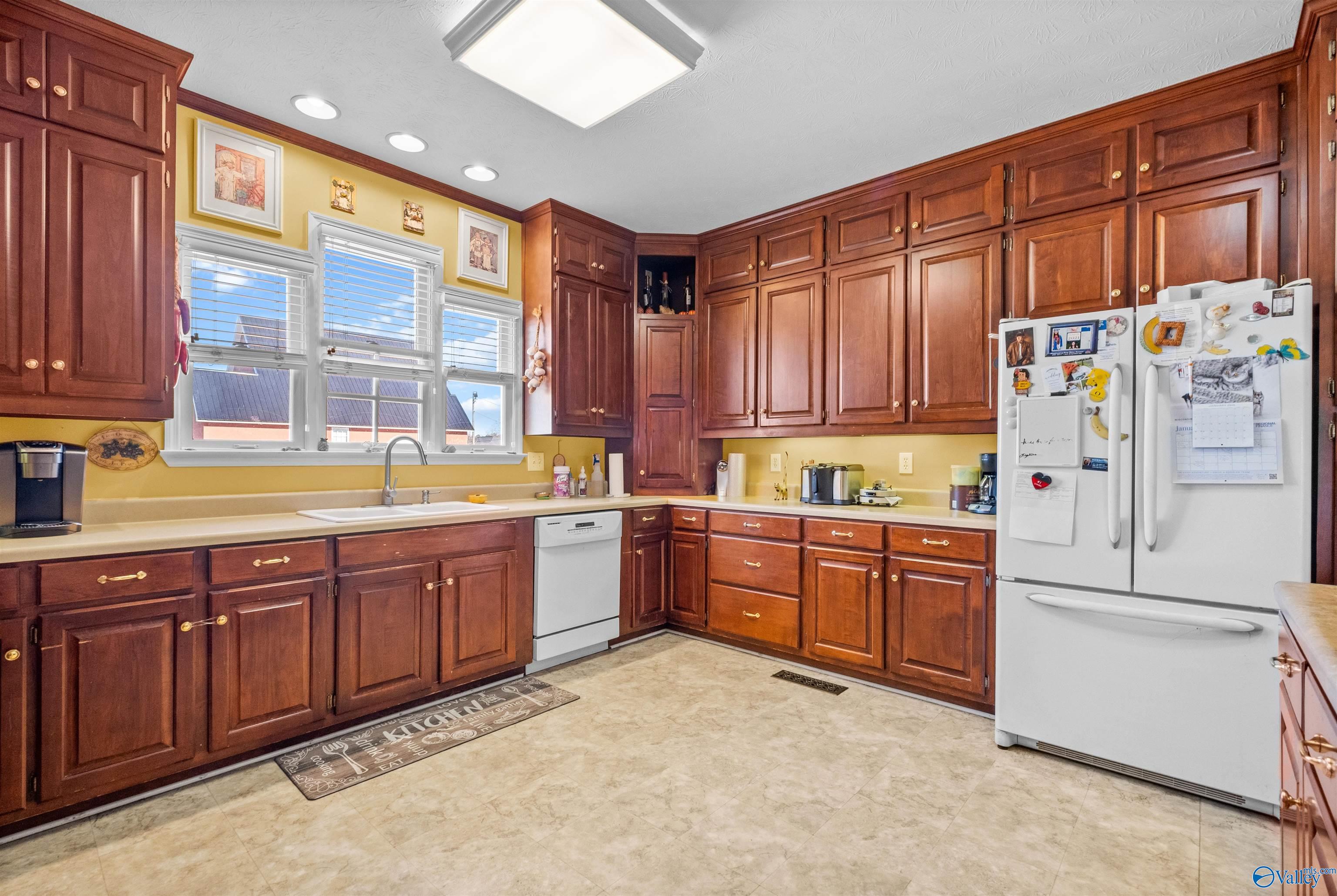 411 Meadowlark Place