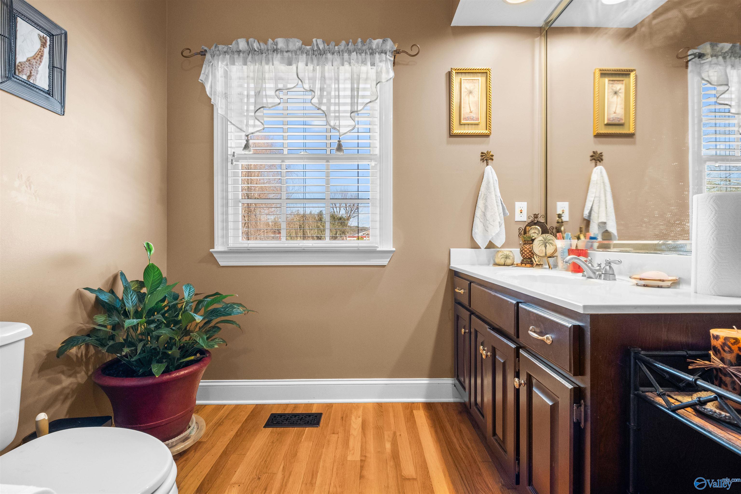 411 Meadowlark Place