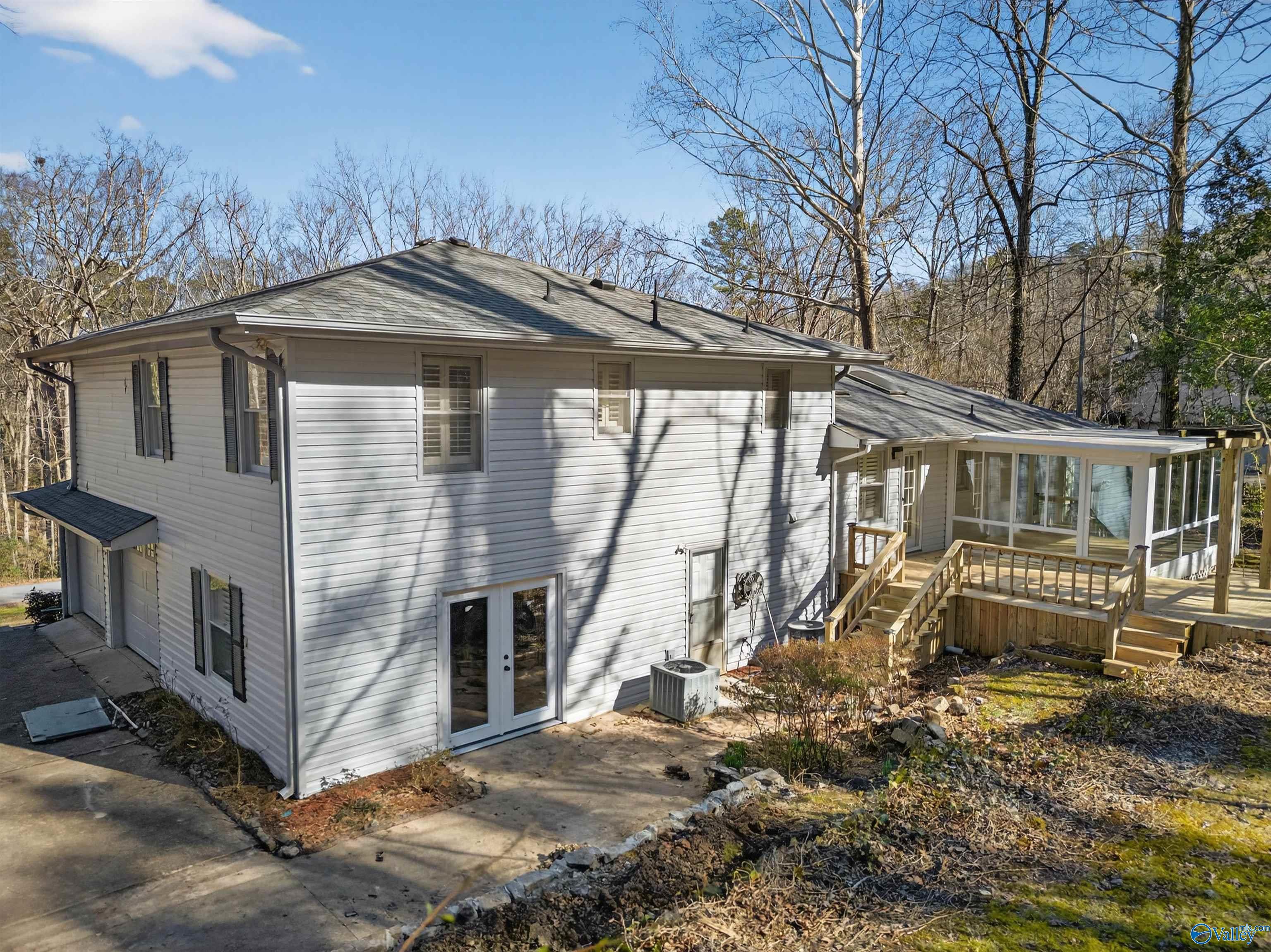105 Hillside Trail