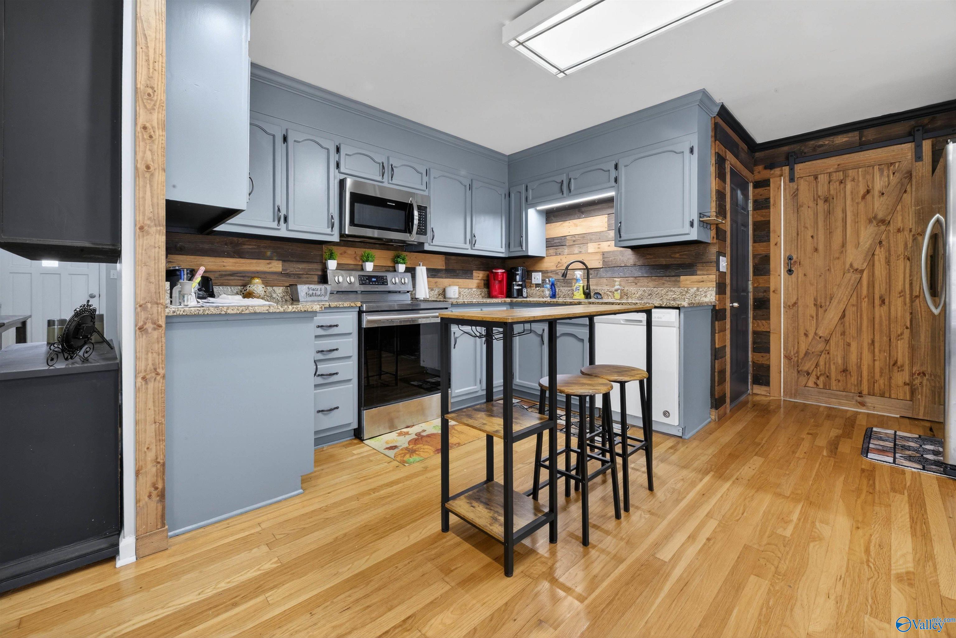 3501 Pine Ridge Road