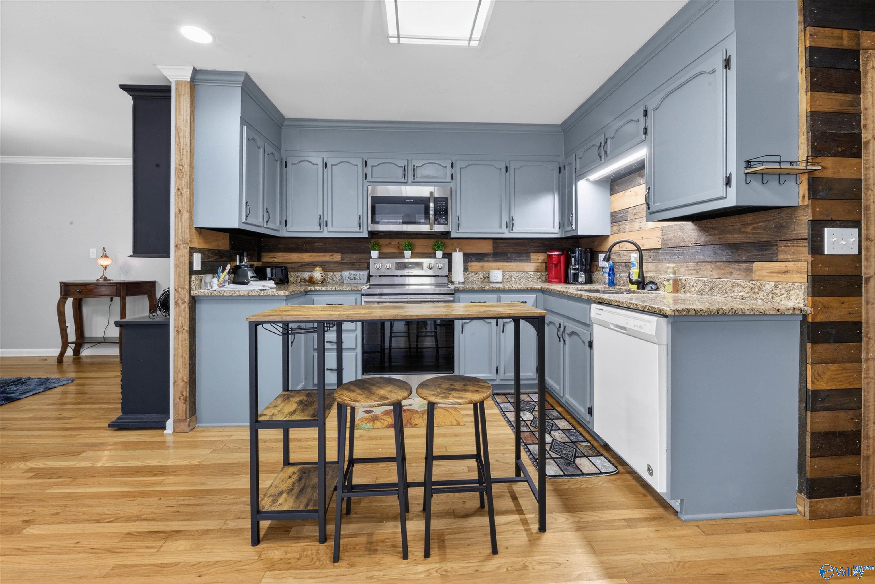 3501 Pine Ridge Road